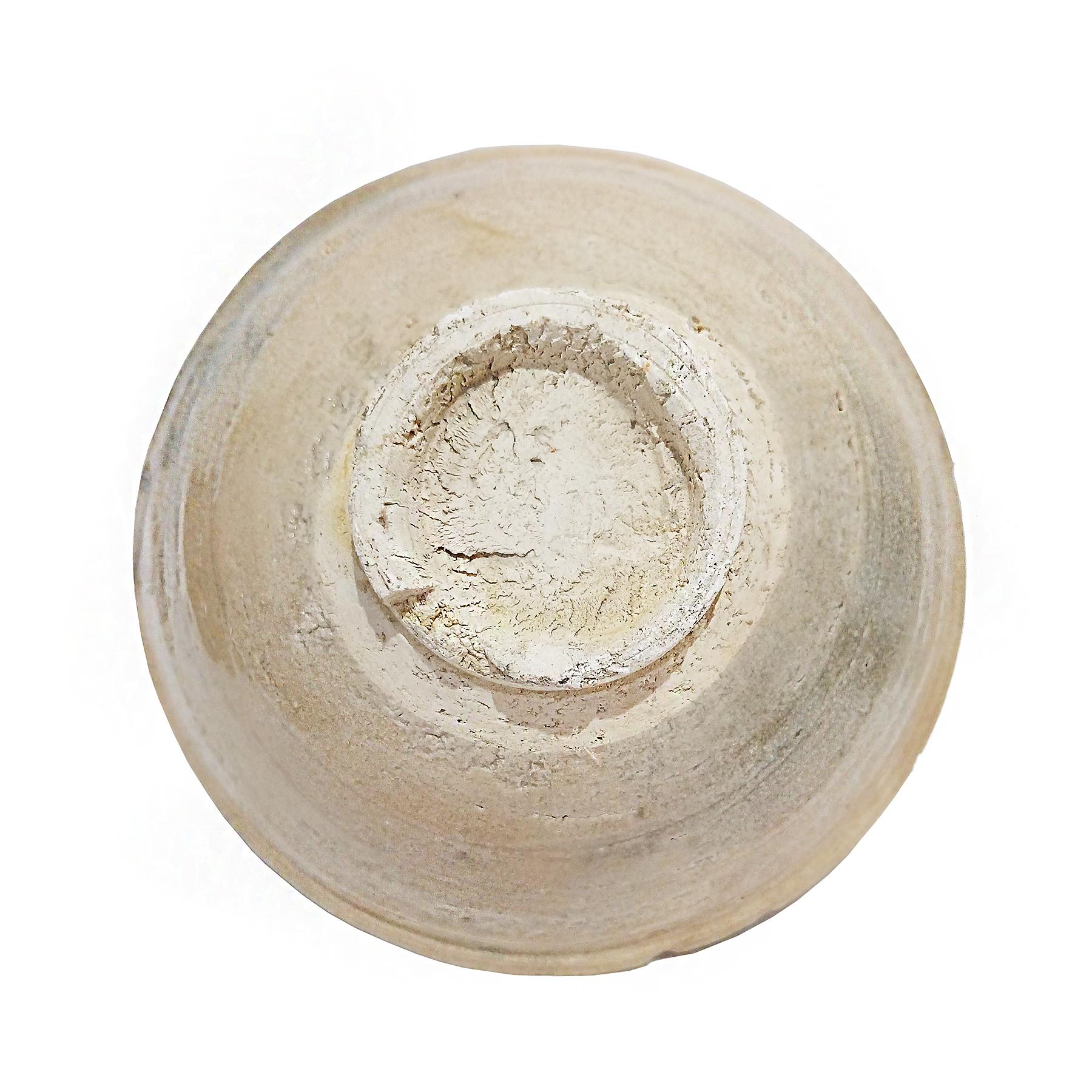 Mid-19th Century Shipwreck-Reclaimed Ceramic Bowls from Indonesia For Sale 1