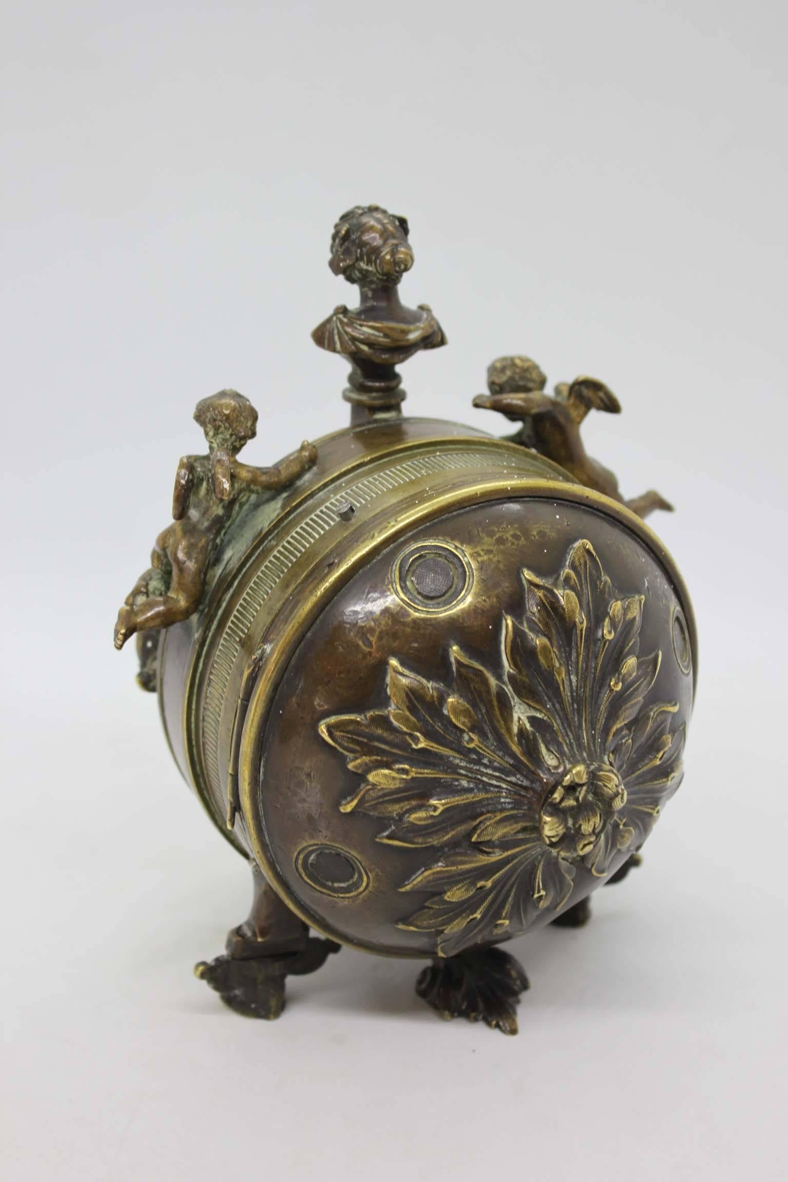 Patinated Late 18th Century Small Round Clock by Isaac Soret & Fils