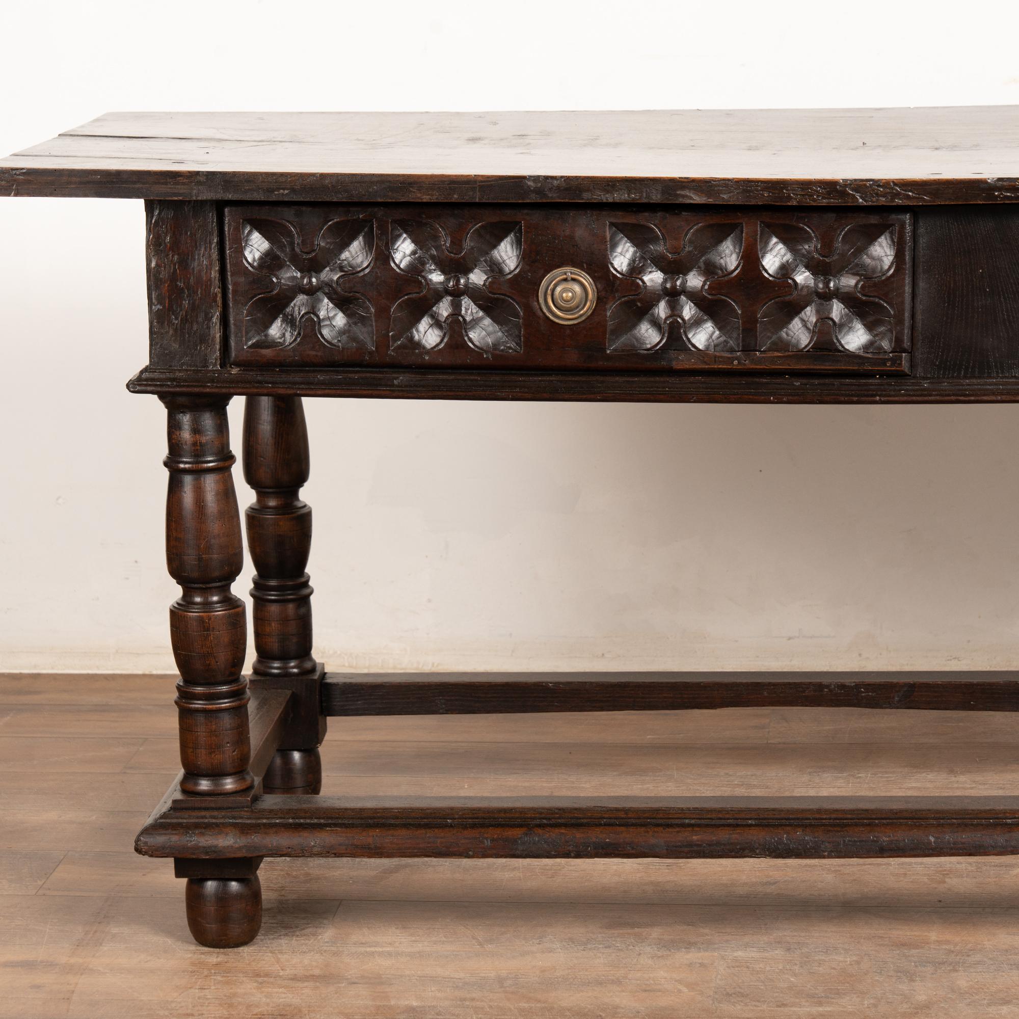 Late 18th Century Spanish Oak Console Table with Two Drawers For Sale 11