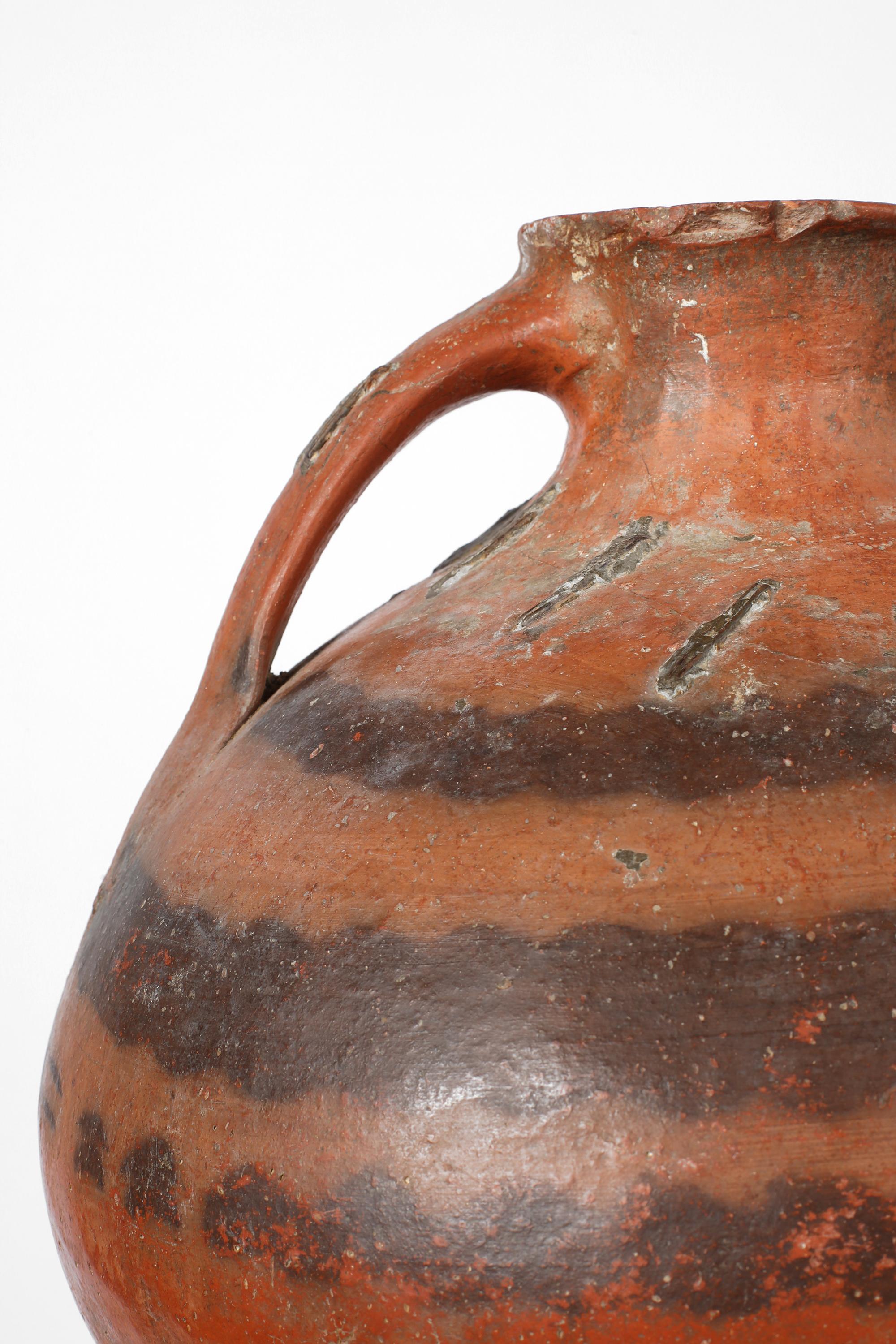 Vaso a graffette Wabi-Sabi spagnolo della fine del XVIII secolo proveniente da Calanda In condizioni discrete in vendita a London, GB