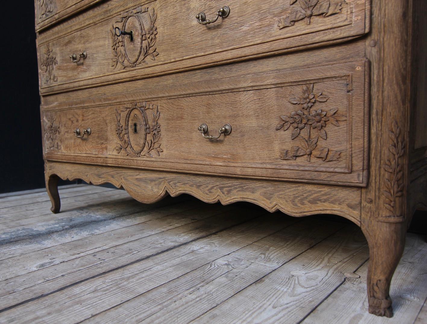 Late 18th Century Stripped Oak Louis XVI Chest of Drawers 6