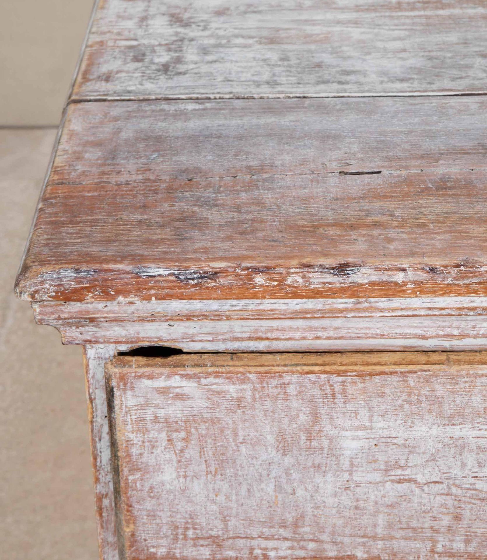 Late 18th Century Swedish Baroque Commode For Sale 7