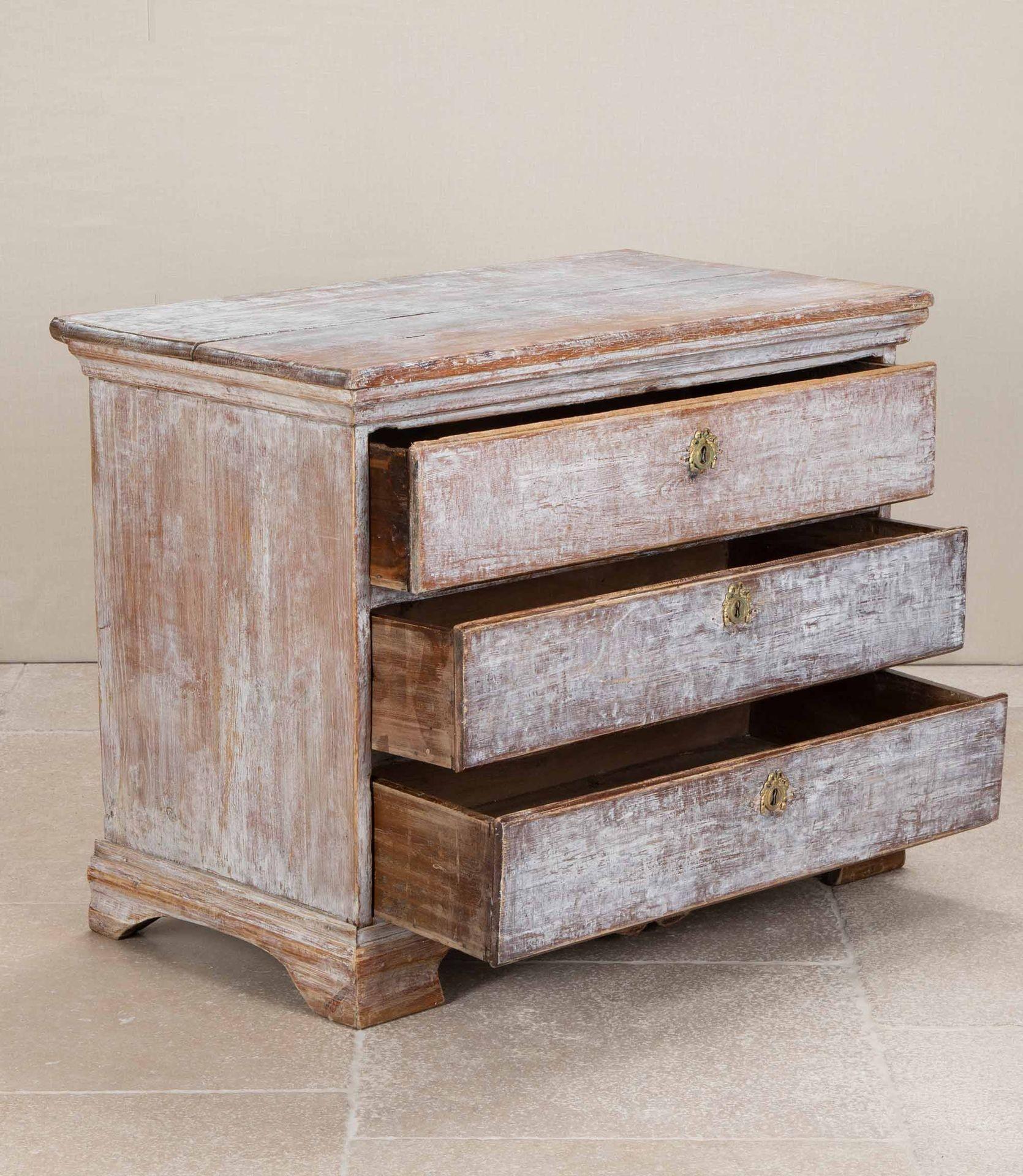 Late 18th Century Swedish Baroque Commode For Sale 2