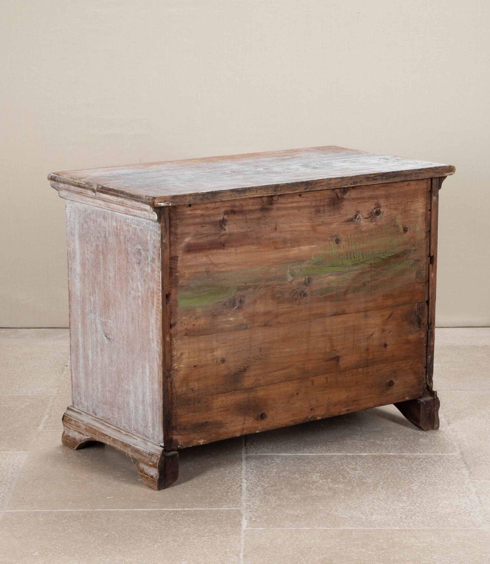 Late 18th Century Swedish Baroque Commode For Sale 3