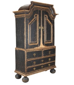 Cabinet suédois de la fin du XVIIIe siècle