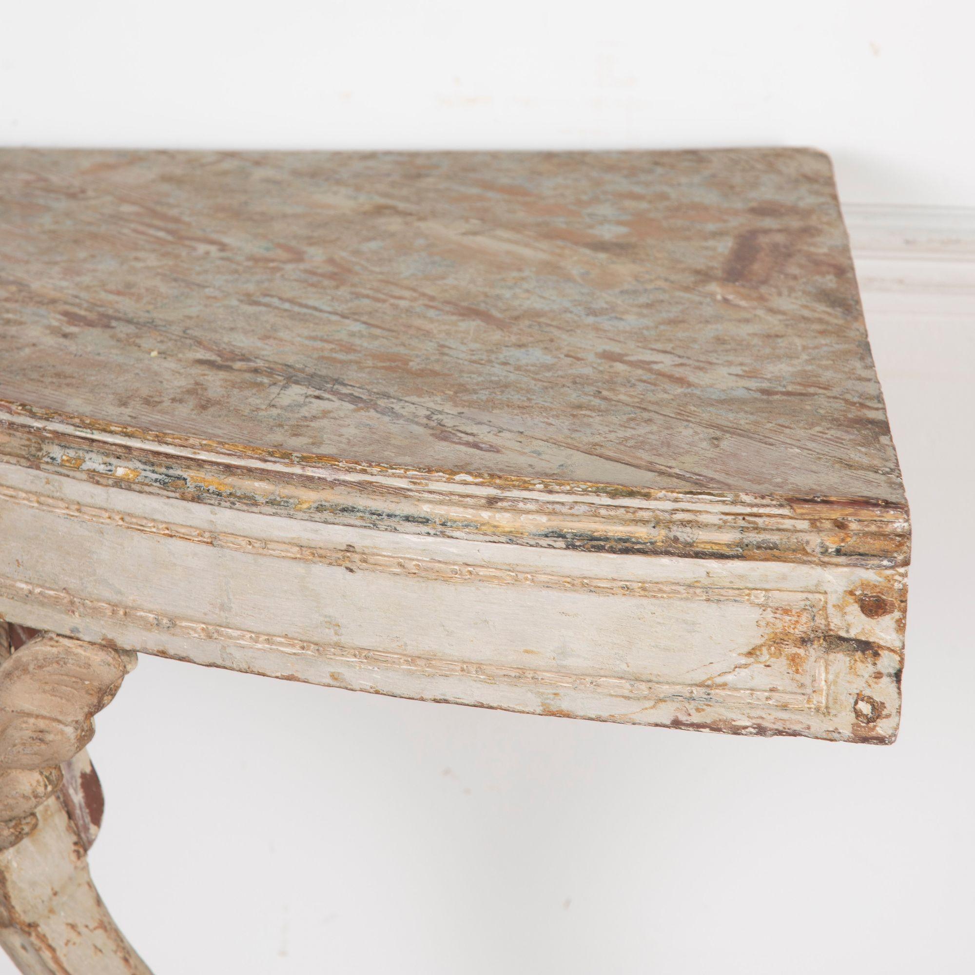 XVIIIe siècle et antérieur Table d'angle suédoise de la fin du XVIIIe siècle en vente