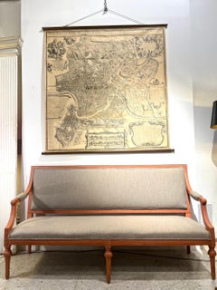 Canapé suédois de style gustavien sculpté, datant de la fin du XVIIIe siècle, dans le style néoclassique d'origine