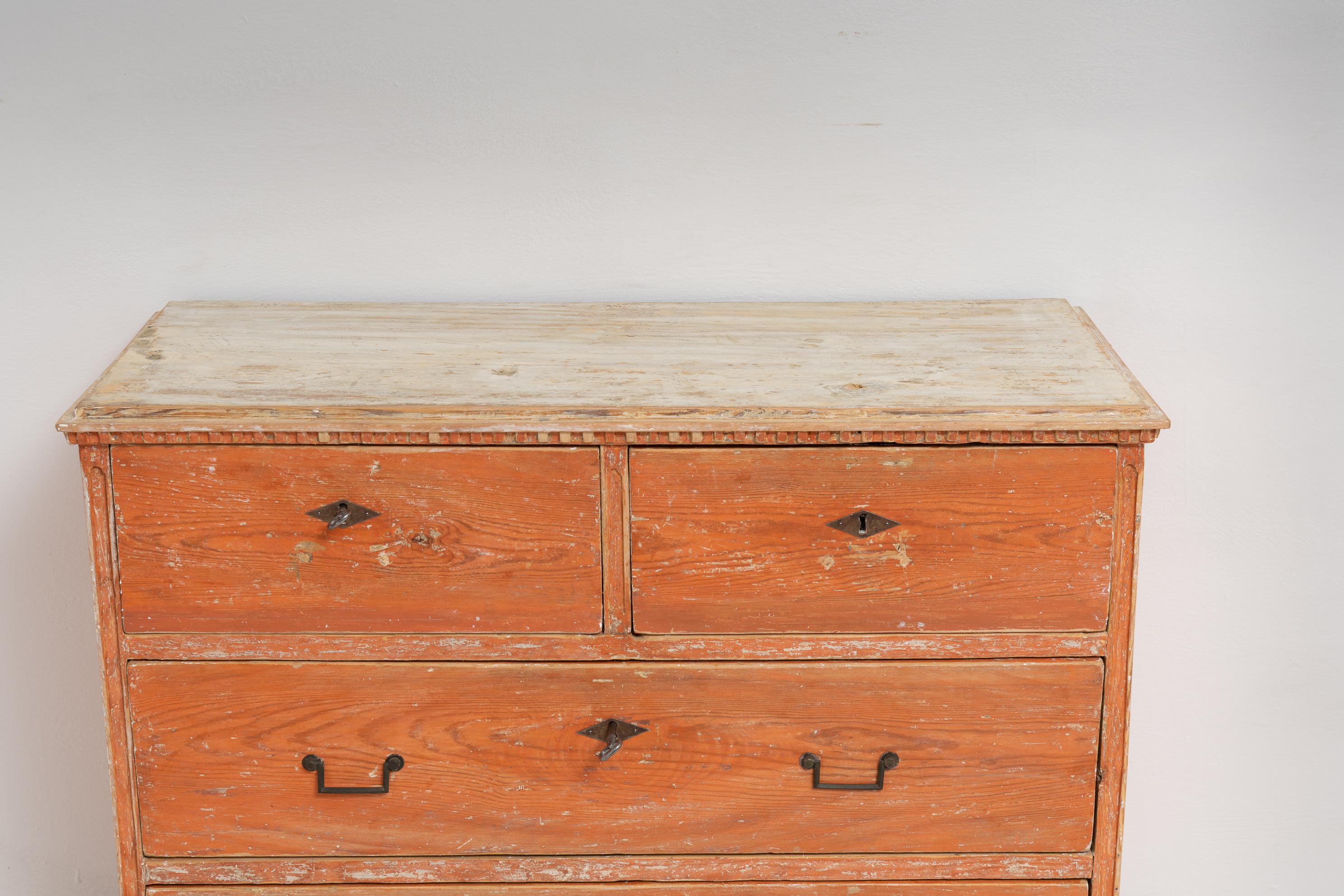 Late 18th Century Swedish Gustavian Neoclassical Chest of Drawers 3