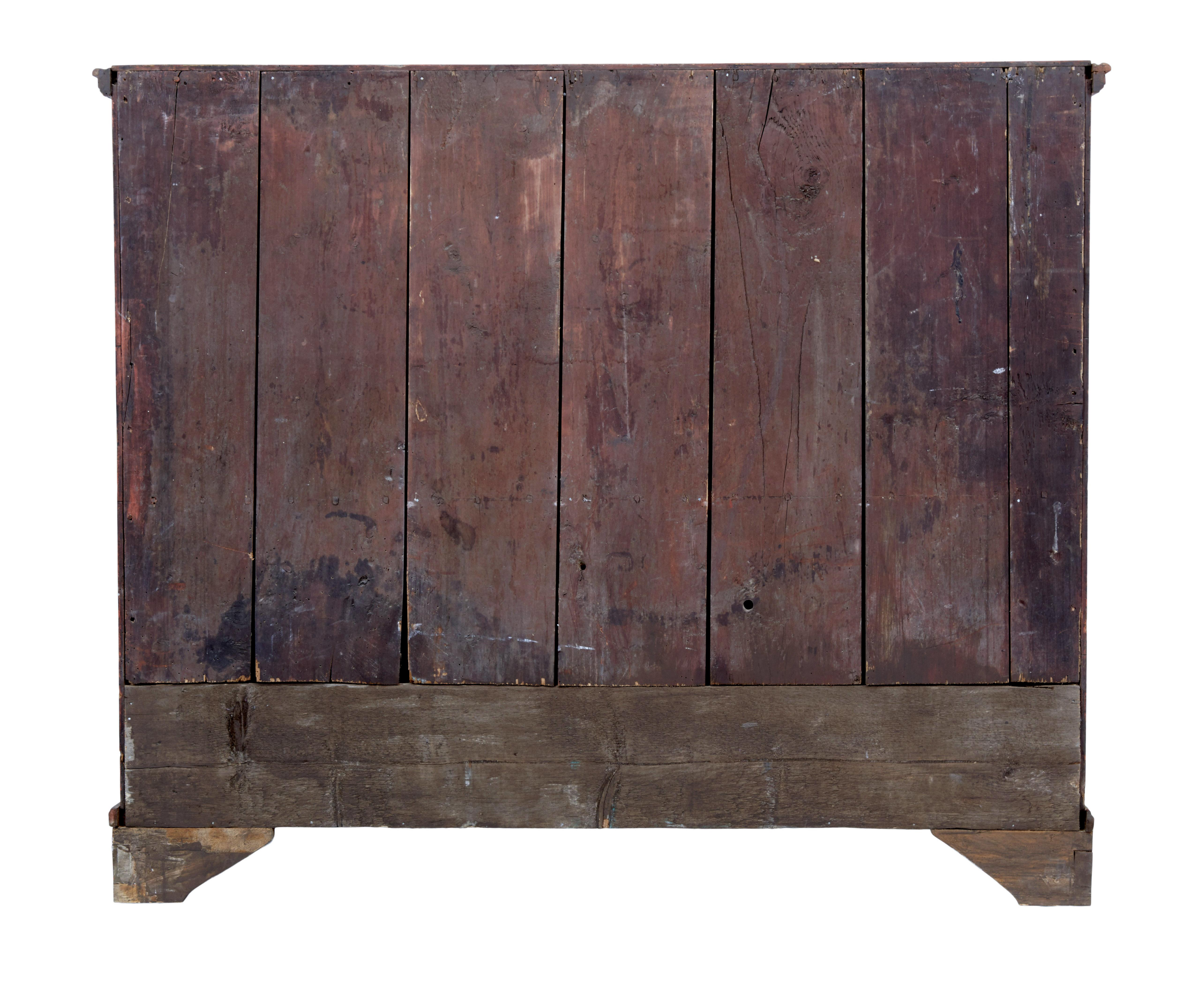 18th Century Late 18th century Swedish Gustavian painted chest of drawers For Sale