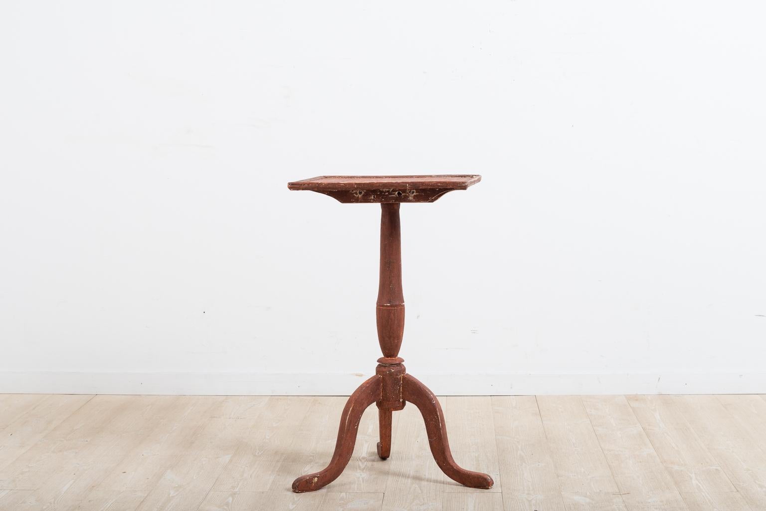 Hand-Crafted Late 18th Century Swedish Gustavian Pedestal Table