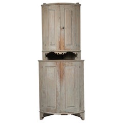 Late 18th Century Swedish Gustavian Rounded Corner Cabinet