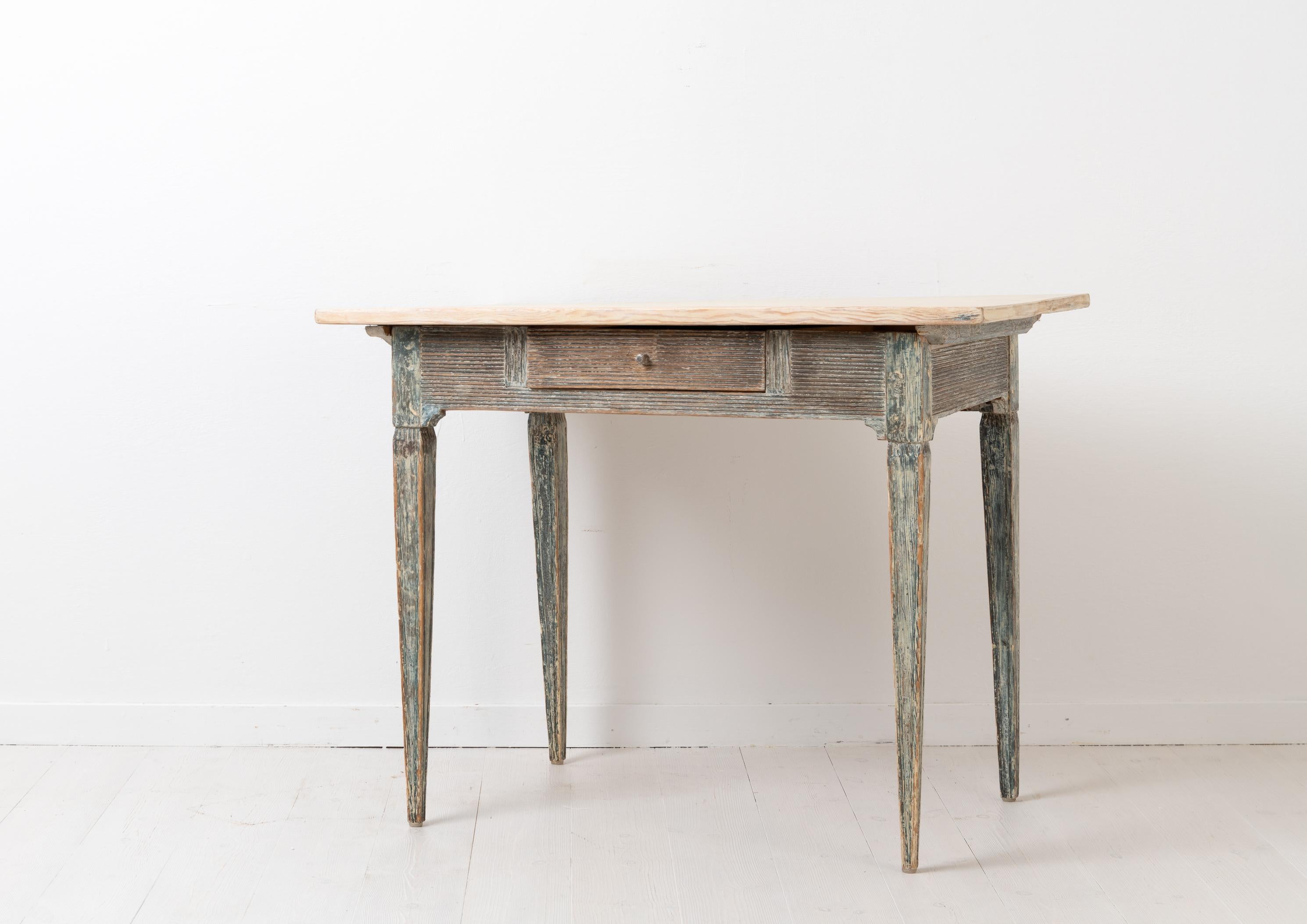 Late 18th Century Swedish Gustavian Wall Table In Good Condition In Kramfors, SE