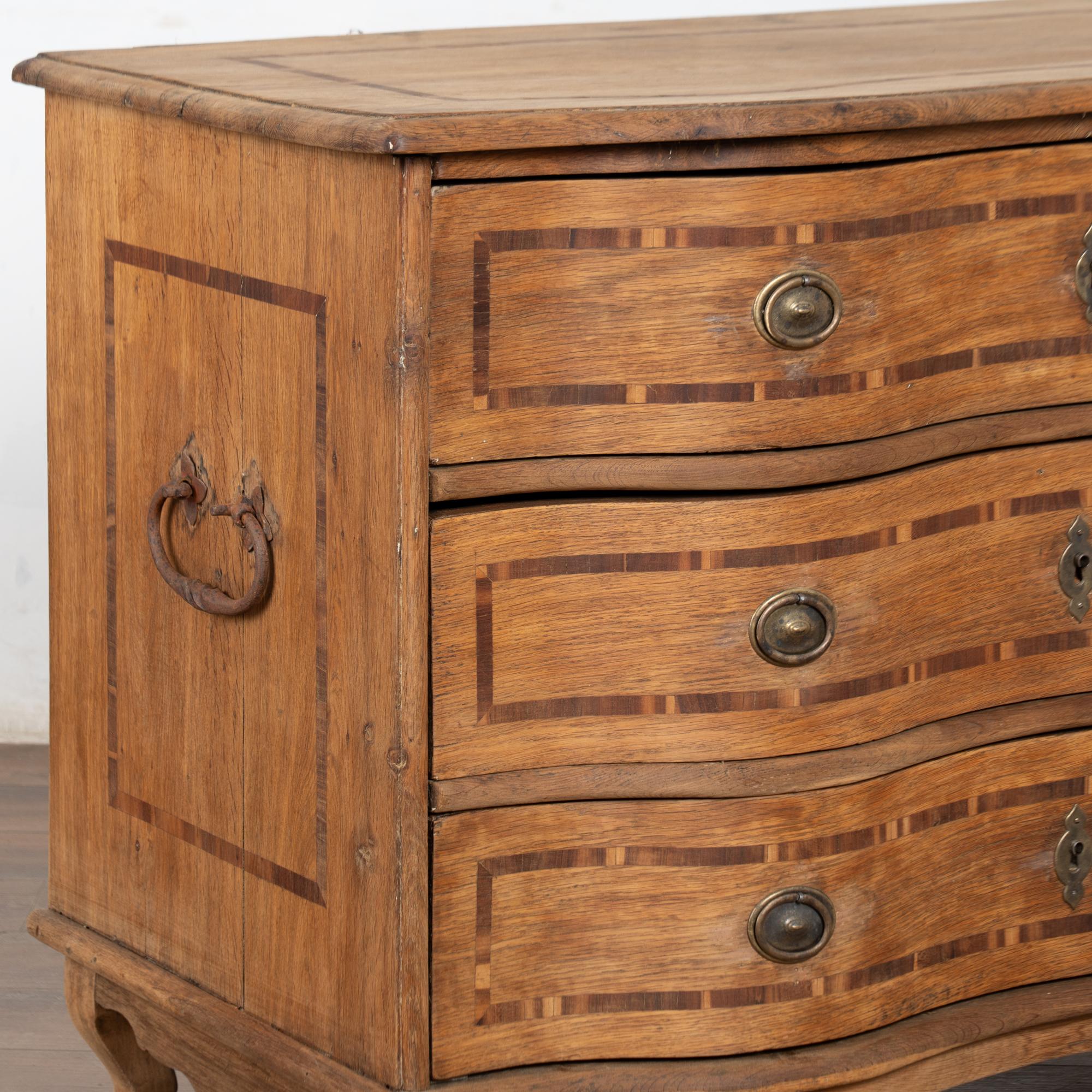 Late 18th Century Swedish Inlaid Oak Commode Chest of Three Drawers For Sale 4