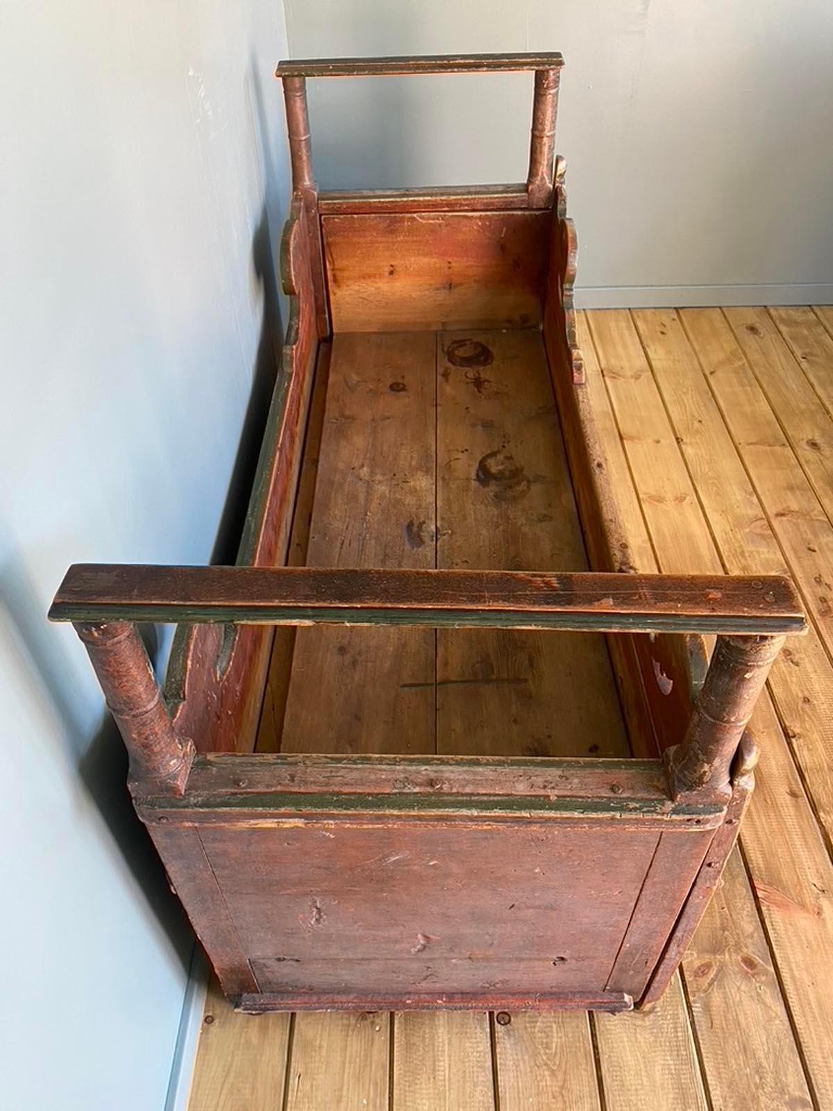 Late 18th Century Swedish Painted Pull Out Bed For Sale 2
