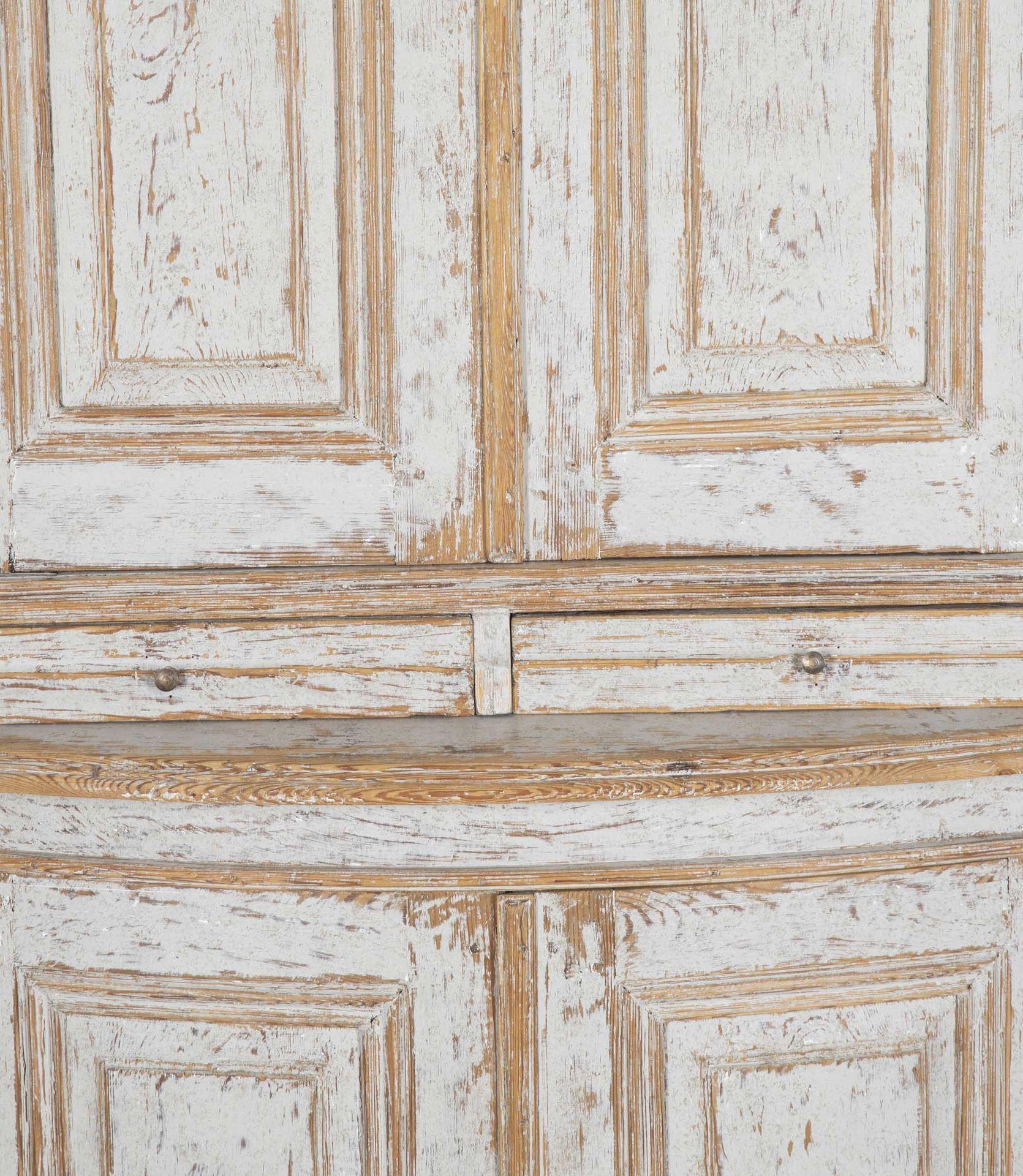 Cabinet suédois de la fin du XVIIIe siècle de la période rococo en vente 5