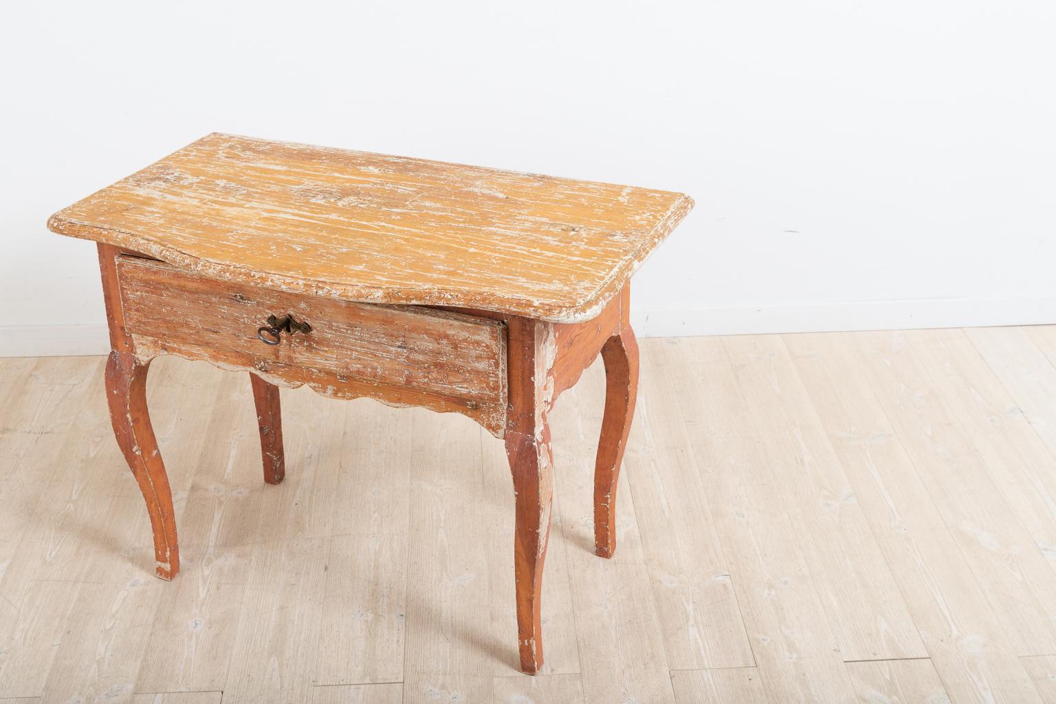 Late 18th Century Swedish Rococo Side Table For Sale 1