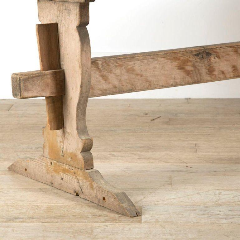 Schwedischer Trestle-Tisch aus dem späten 18. Jahrhundert (Kiefernholz) im Angebot