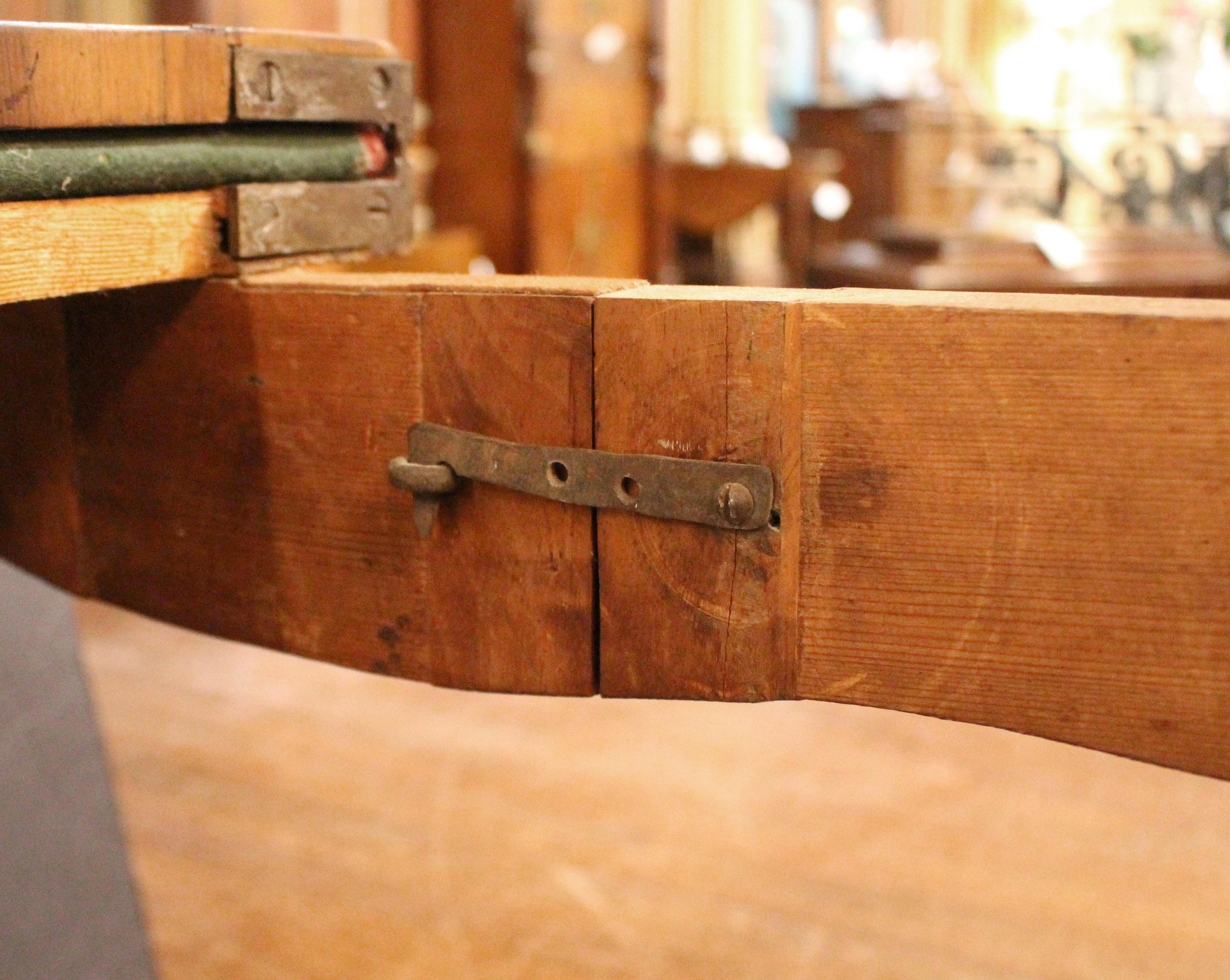 Late 18th Century Swiss or German Walnut Games Table For Sale 2