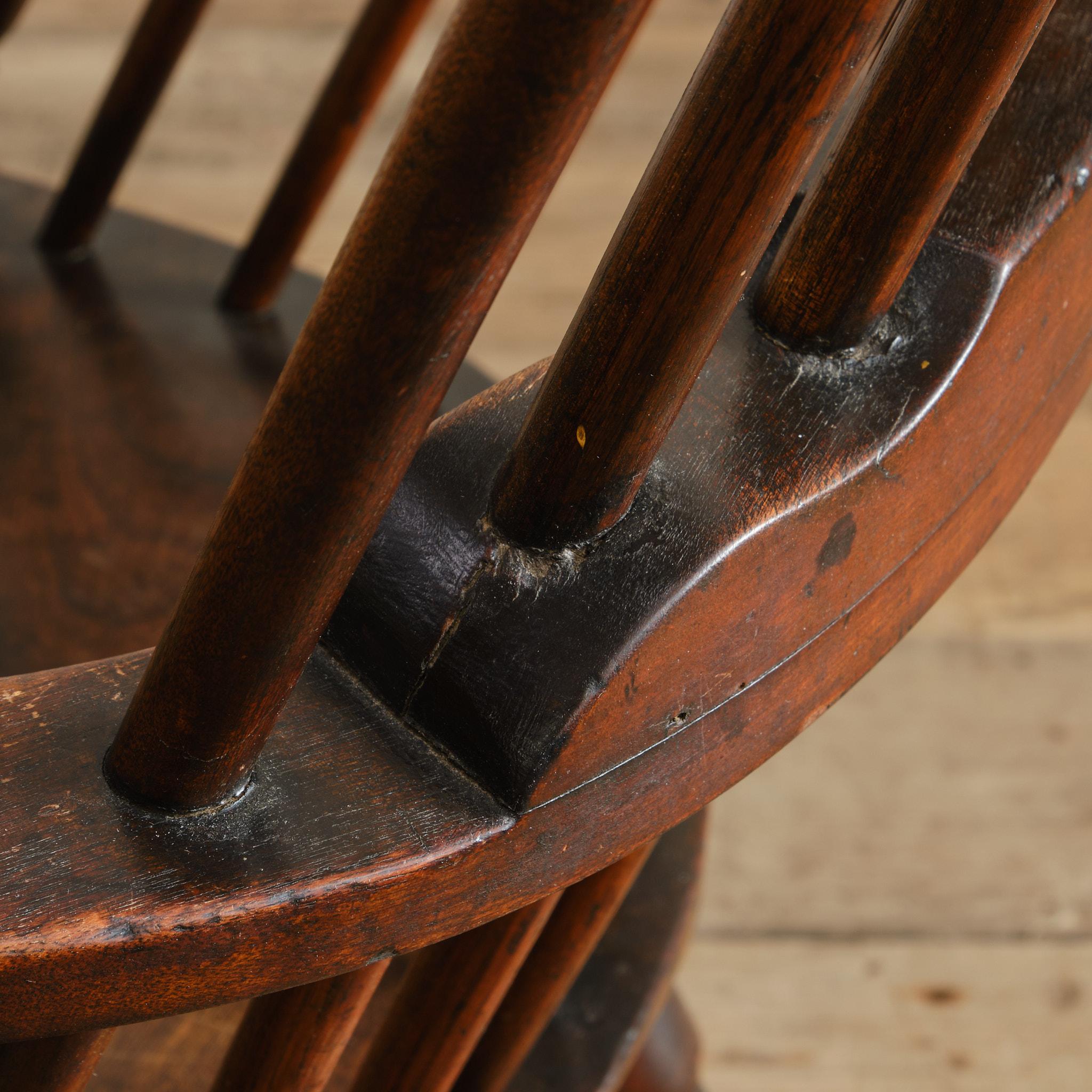 Late 18th Century Thames Valley Rocking Windsor Chair For Sale 8