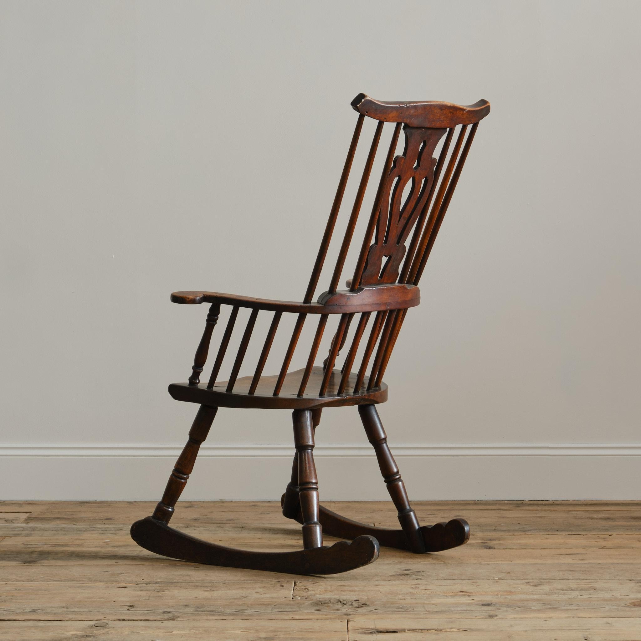 Late 18th Century Thames Valley Rocking Windsor Chair For Sale 1