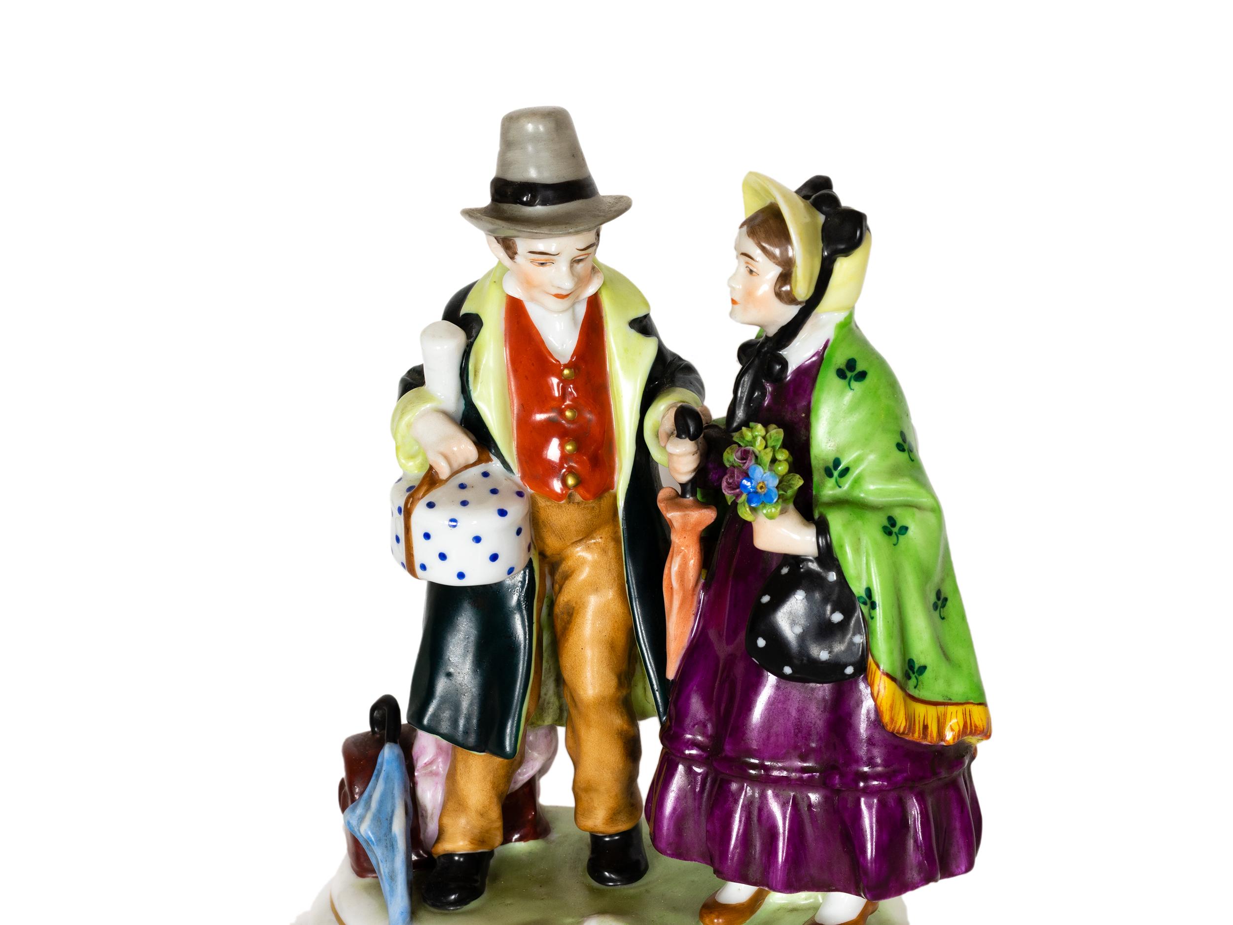 French Late 18th Century traveling couple figurine by Capodimonete 1771 - 1834 For Sale