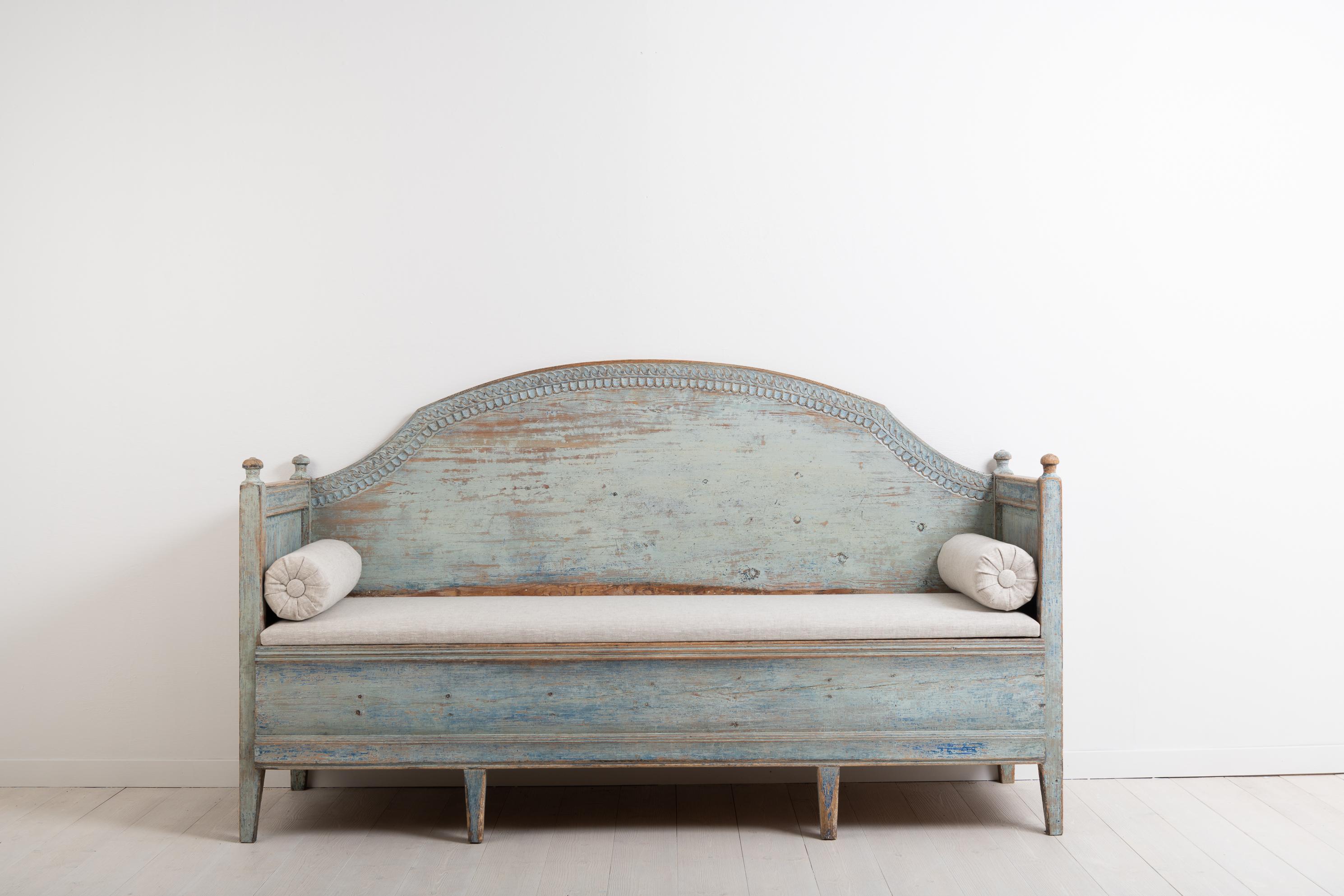 Hand-Crafted Late 18th Century Unusual Swedish Gustavian Sofa