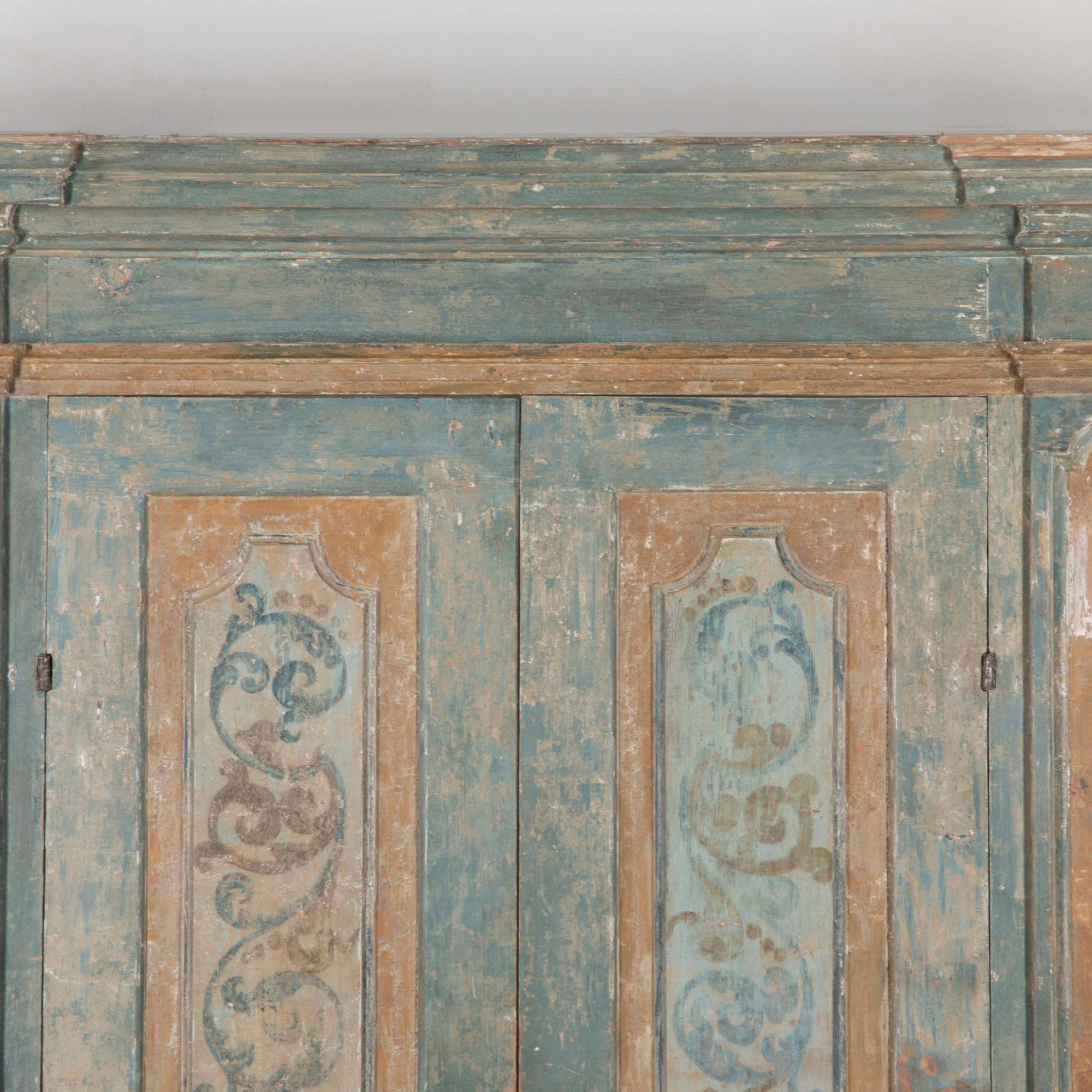 Late 18th Century Venetian Armoire 5