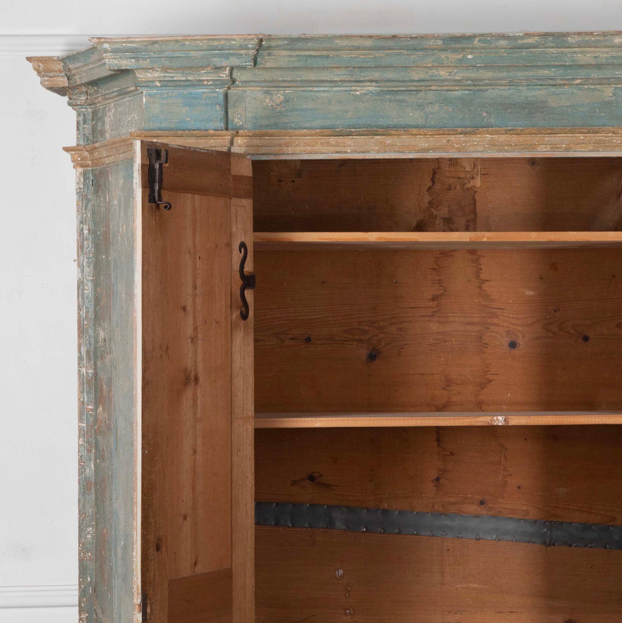 Late 18th Century Venetian Armoire 8