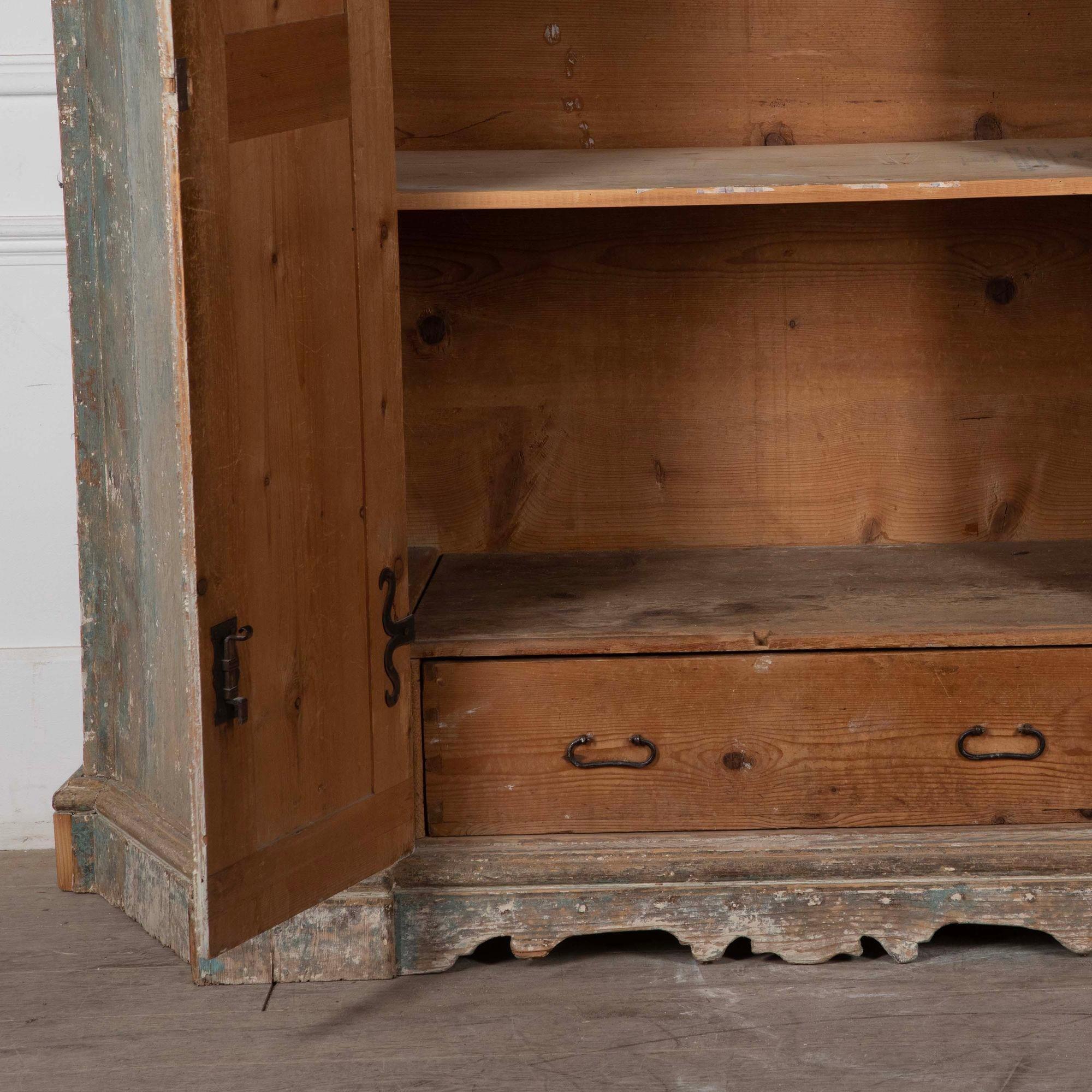 Late 18th Century Venetian Armoire 9