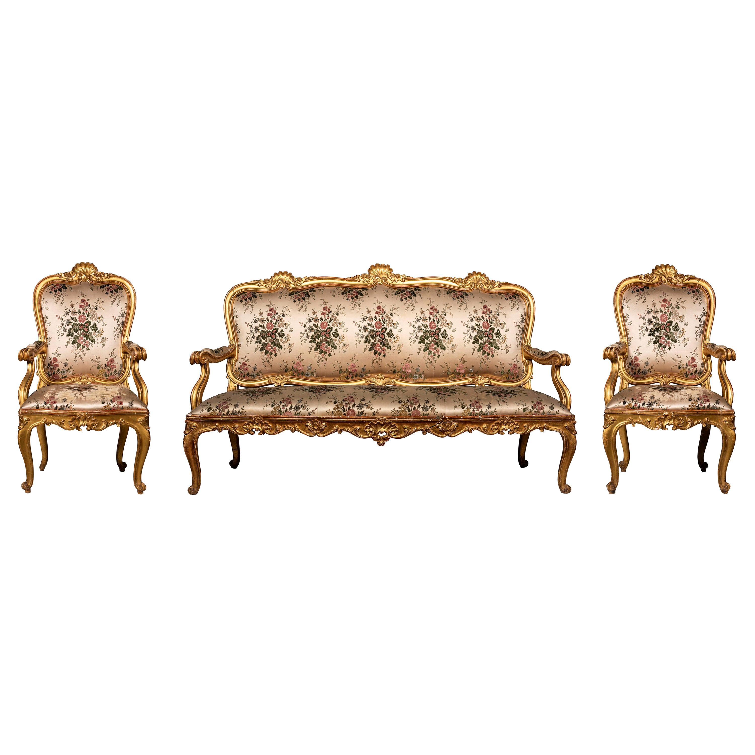 Late 18th Century Venetian Giltwood Suite For Sale