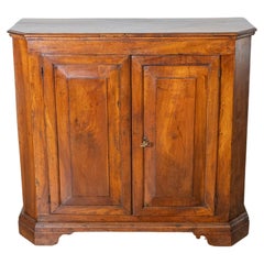 Late 18th-century Venetian small sideboard in solid walnut