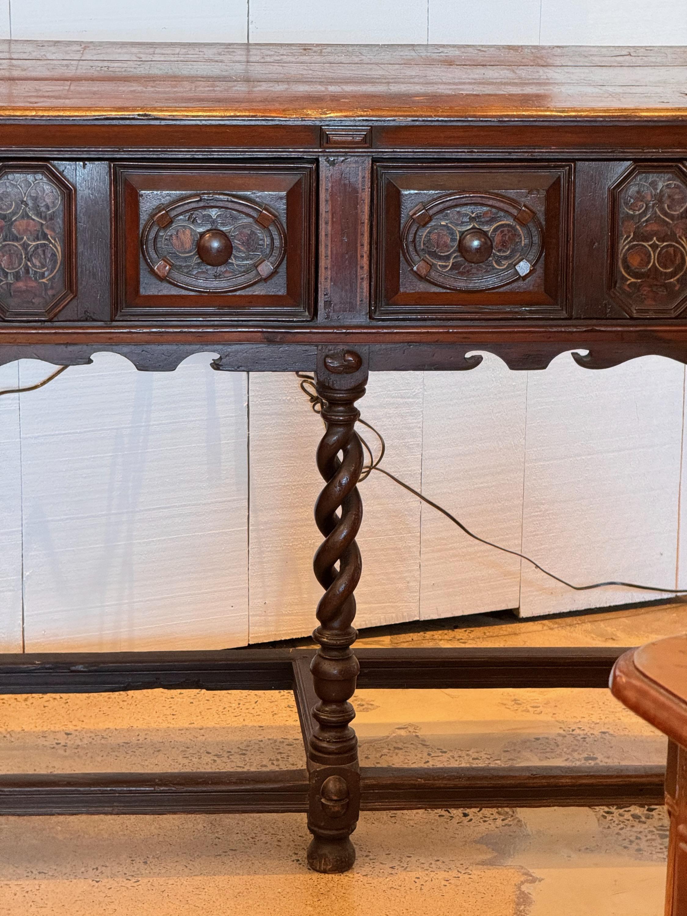Walisische Kommode, 18. Jahrhundert im Zustand „Gut“ in Charlottesville, VA