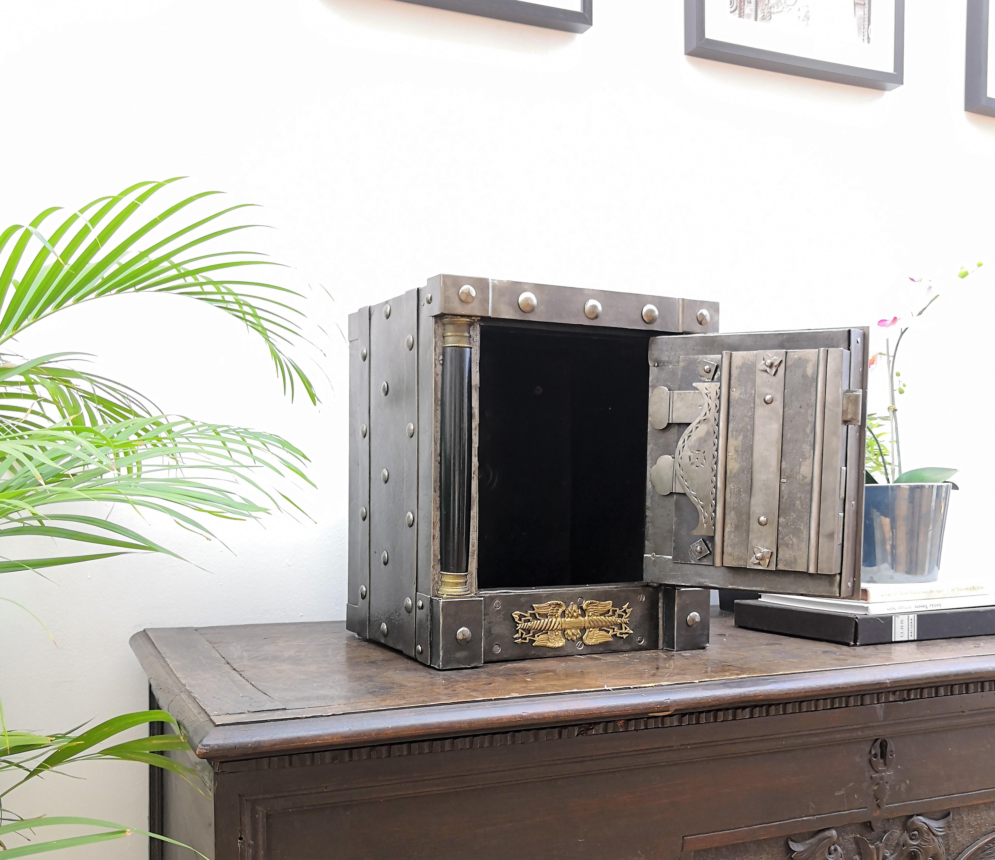 coffre fort ancien cloute