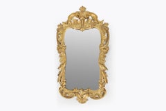 Late 18th / early 19th century carved giltwood mirror