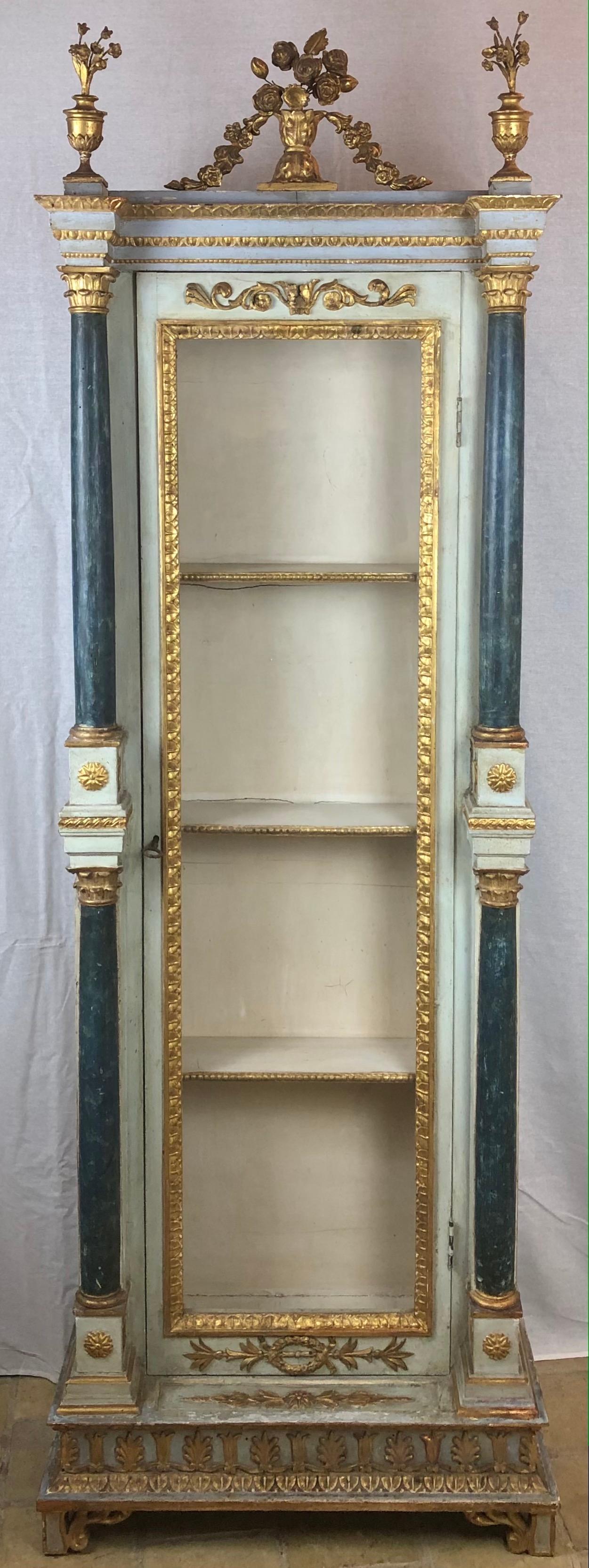 Late 18th-Early 19th Century Carved Painted and Gilt Wood Venetian Cabinet For Sale 3