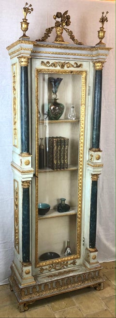 18th Century Venetian Hand-Carved & Giltwood Display Cabinet