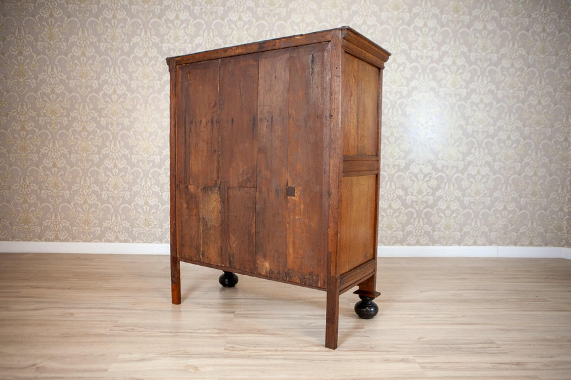 Armadio in Oak olandese della fine del XVIII/inizio del XIX secolo in stile manierista in marrone in vendita 5