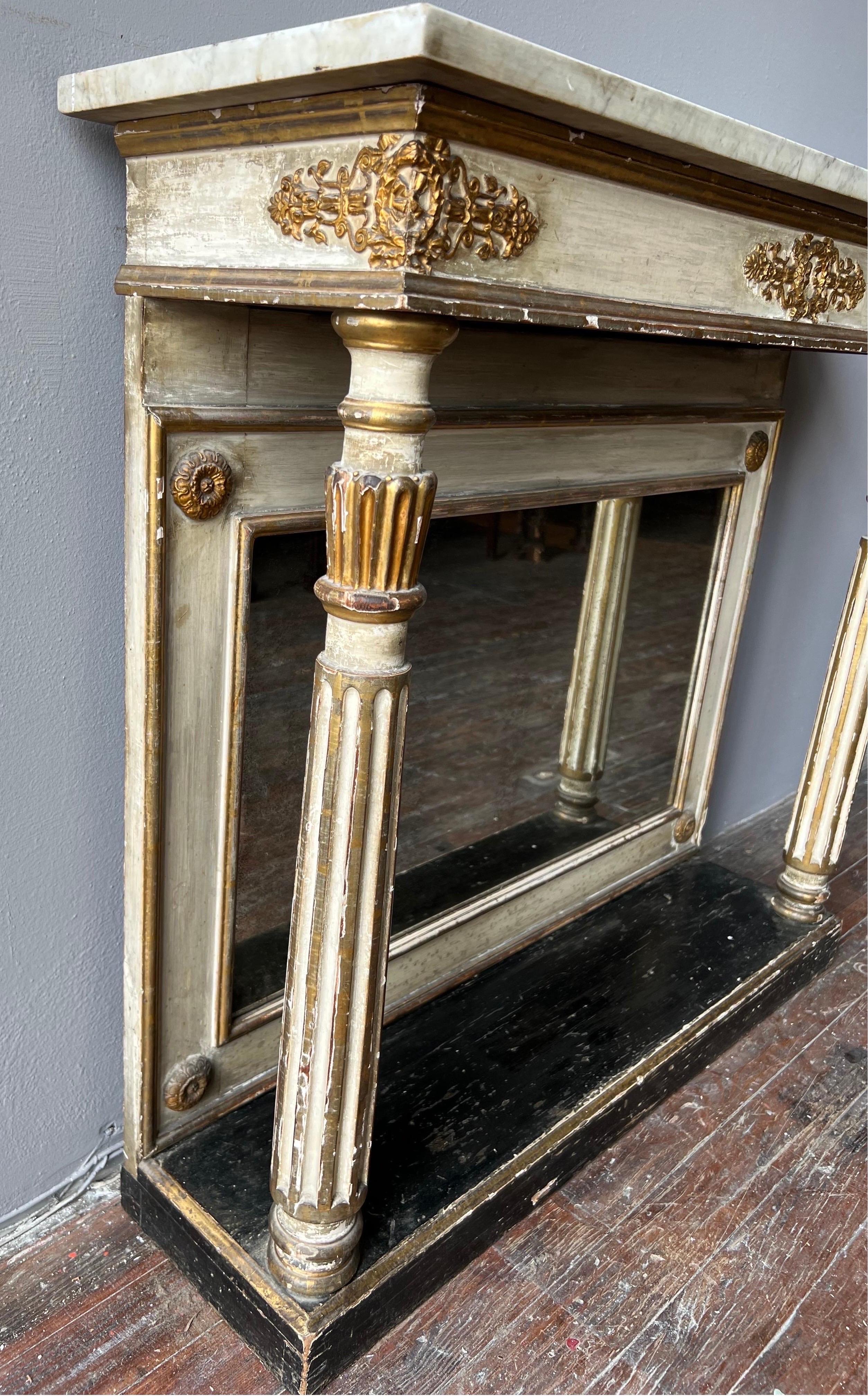 Late 18th, Early 19th Century French Painted and Giltwood Mirrored Console For Sale 2