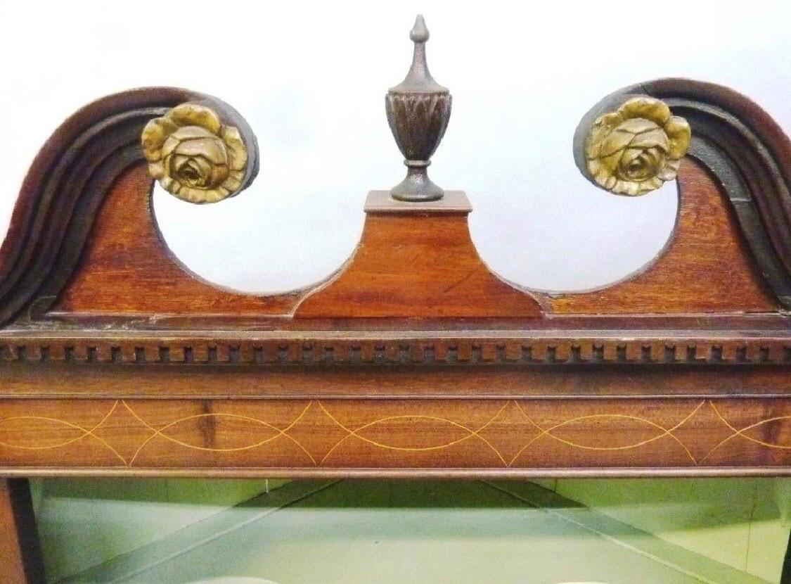 George III Late 18th-Early 19th Century Georgian Mahogany Inlaid Hanging Corner Cabinet For Sale