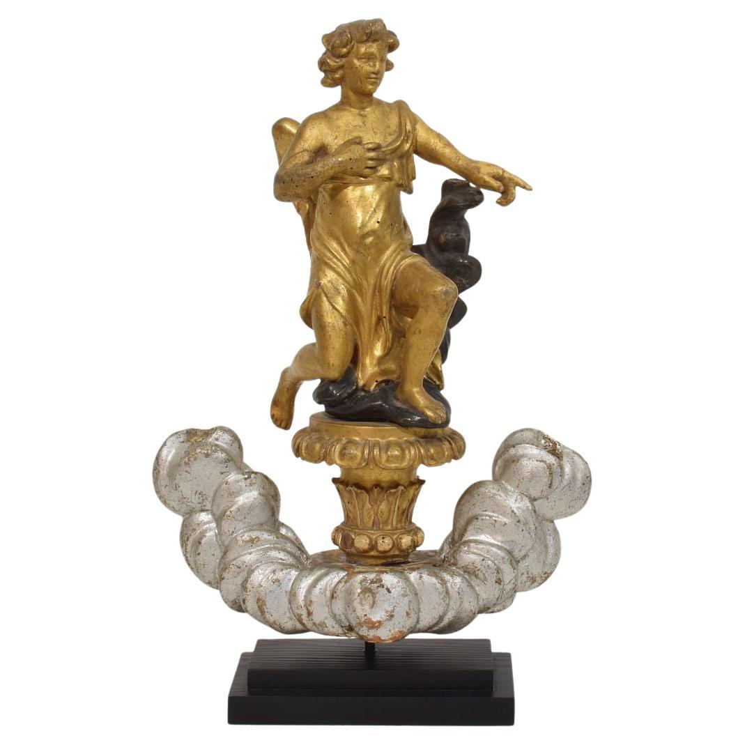 Late 18th / Early 19th Century Italian Giltwood Neoclassical Angel For Sale