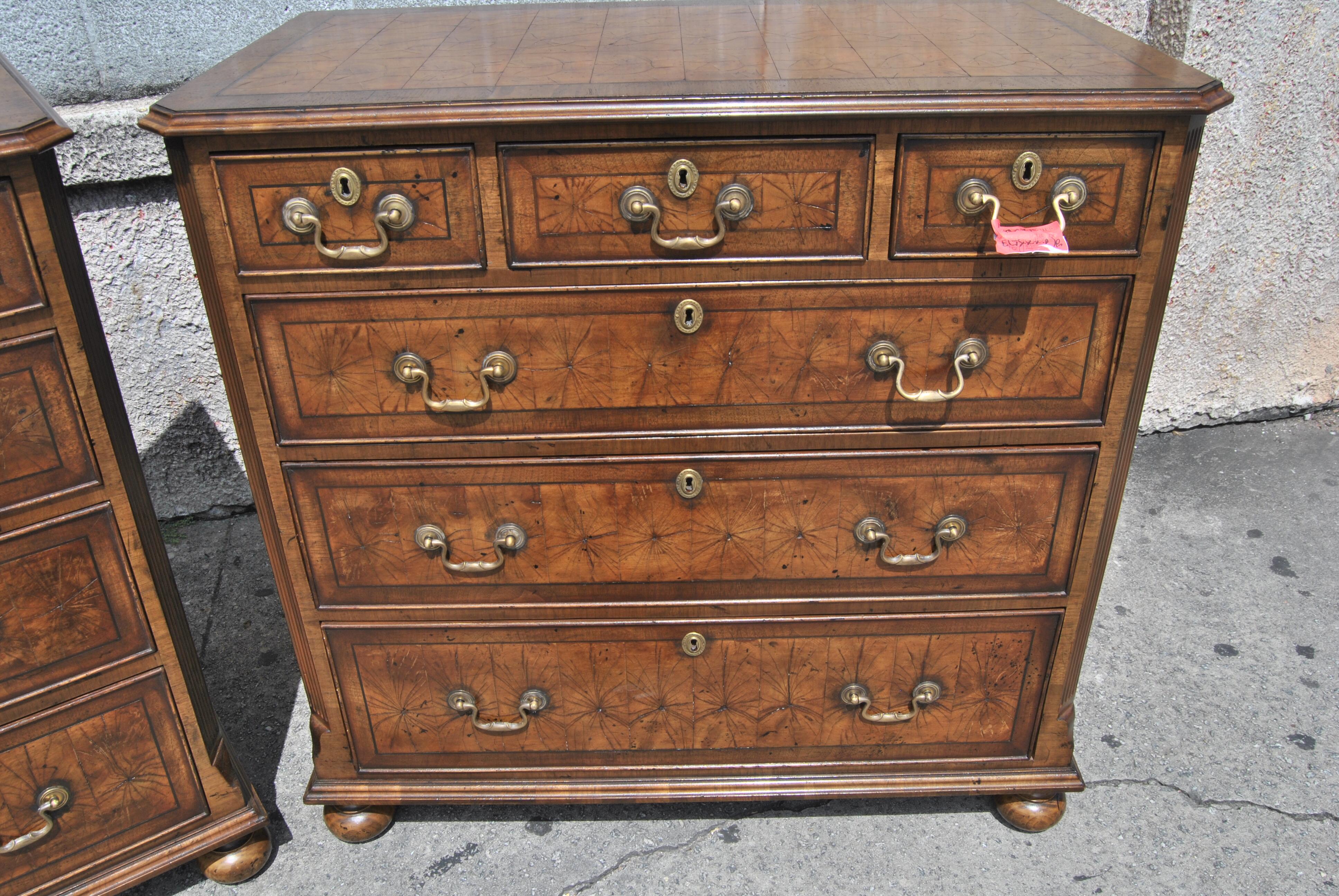 George III Late 18th-Early 19th Century Pair of English Oyster Walnut Chest of Drawers