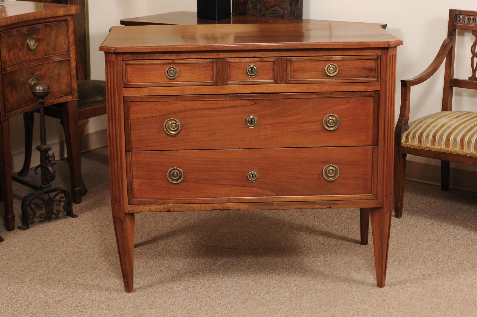 Late 18th French Century Louis XVI Walnut Commode 7