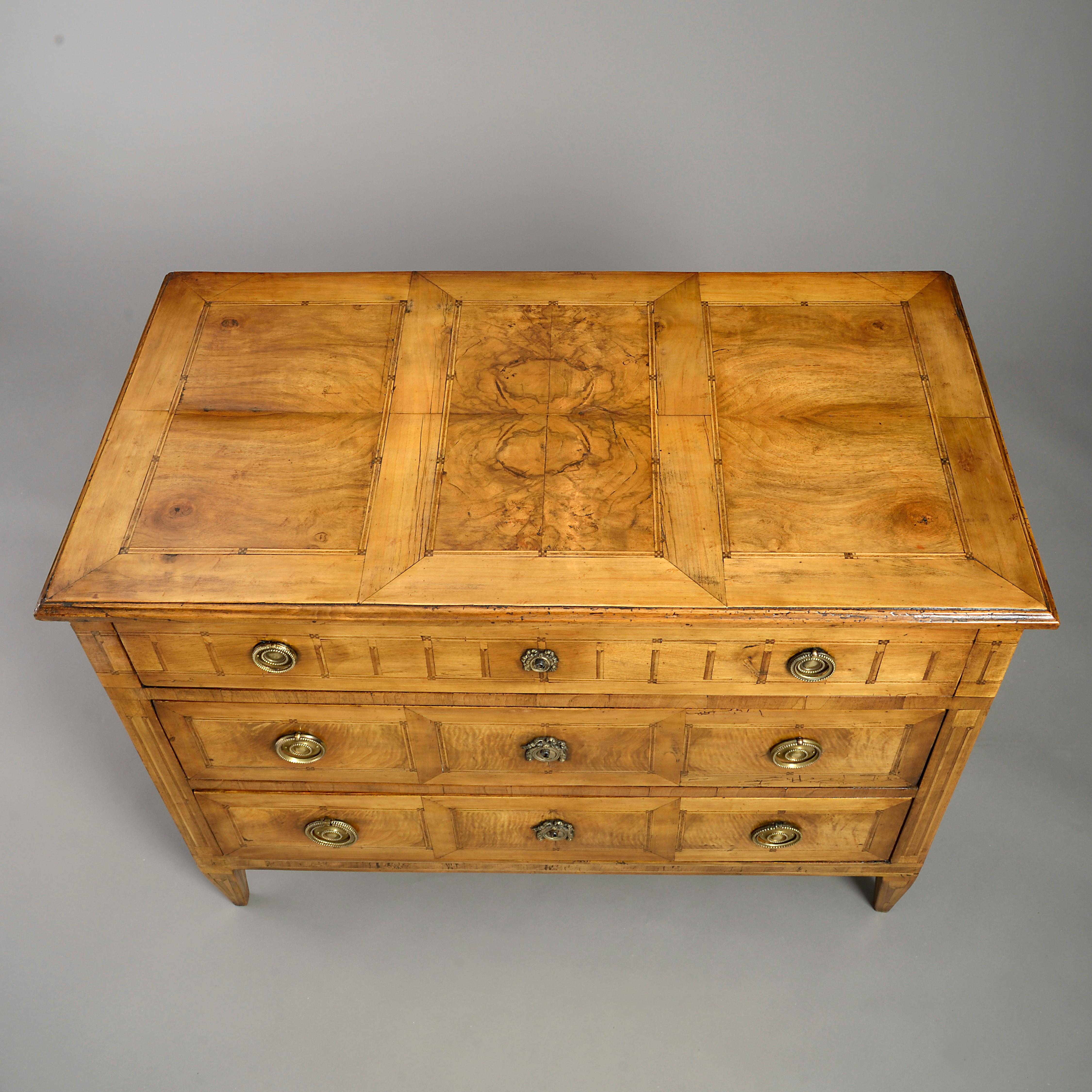Late 18th Louis XVI Period Walnut Commode In Good Condition In London, GB