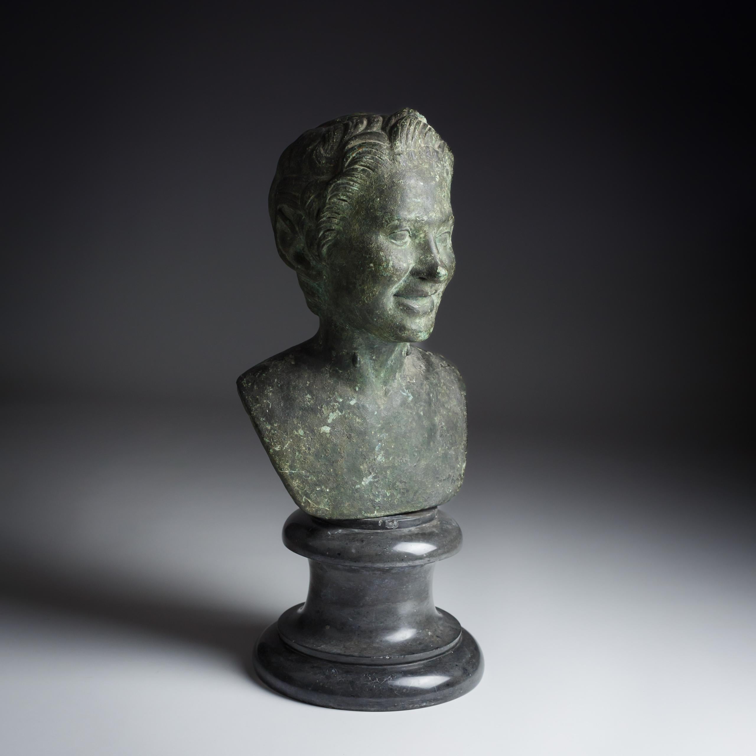 Busto de bronce de fauno o sátiro de finales del siglo XVIII o principios del XIX Bronce en venta
