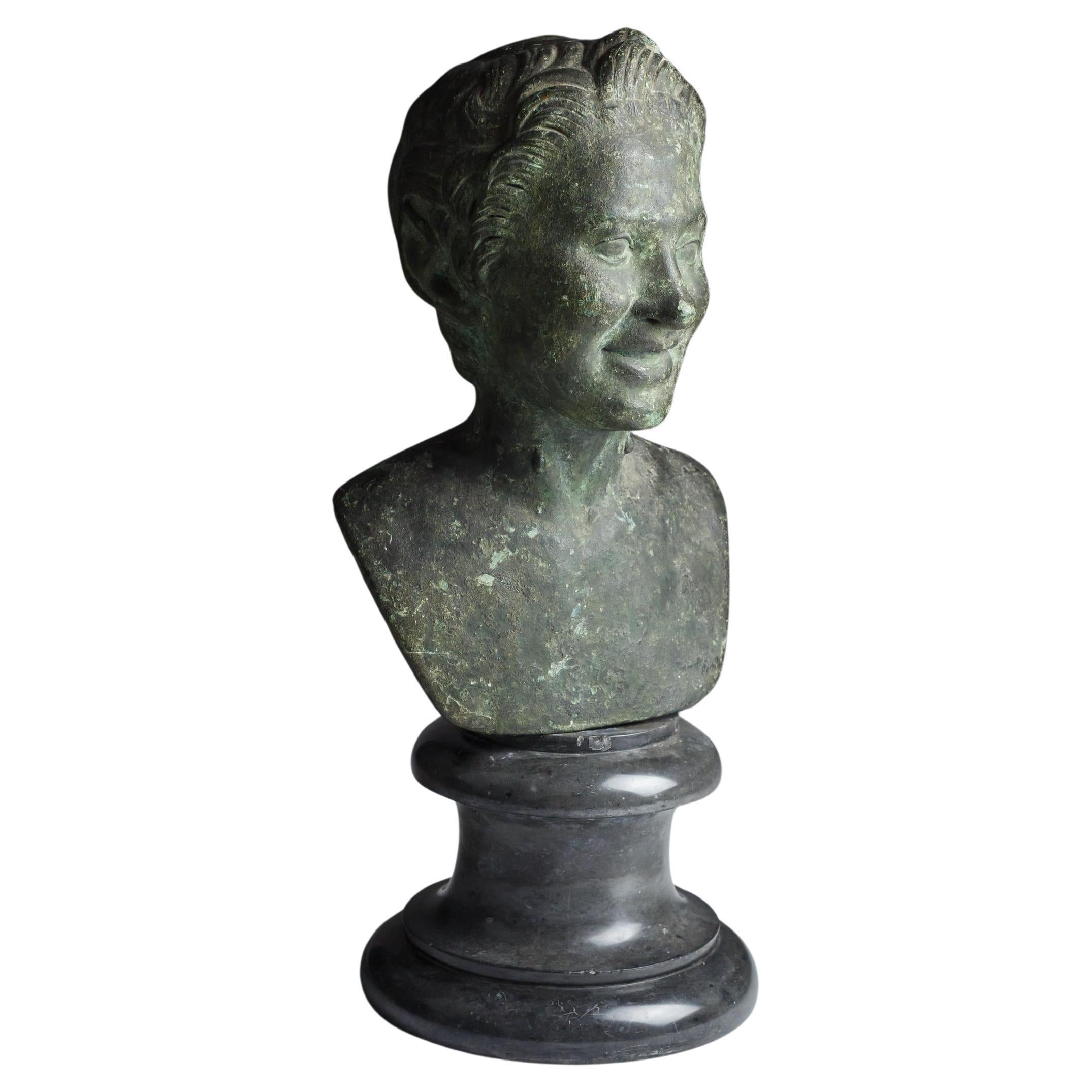 Busto de bronce de fauno o sátiro de finales del siglo XVIII o principios del XIX en venta