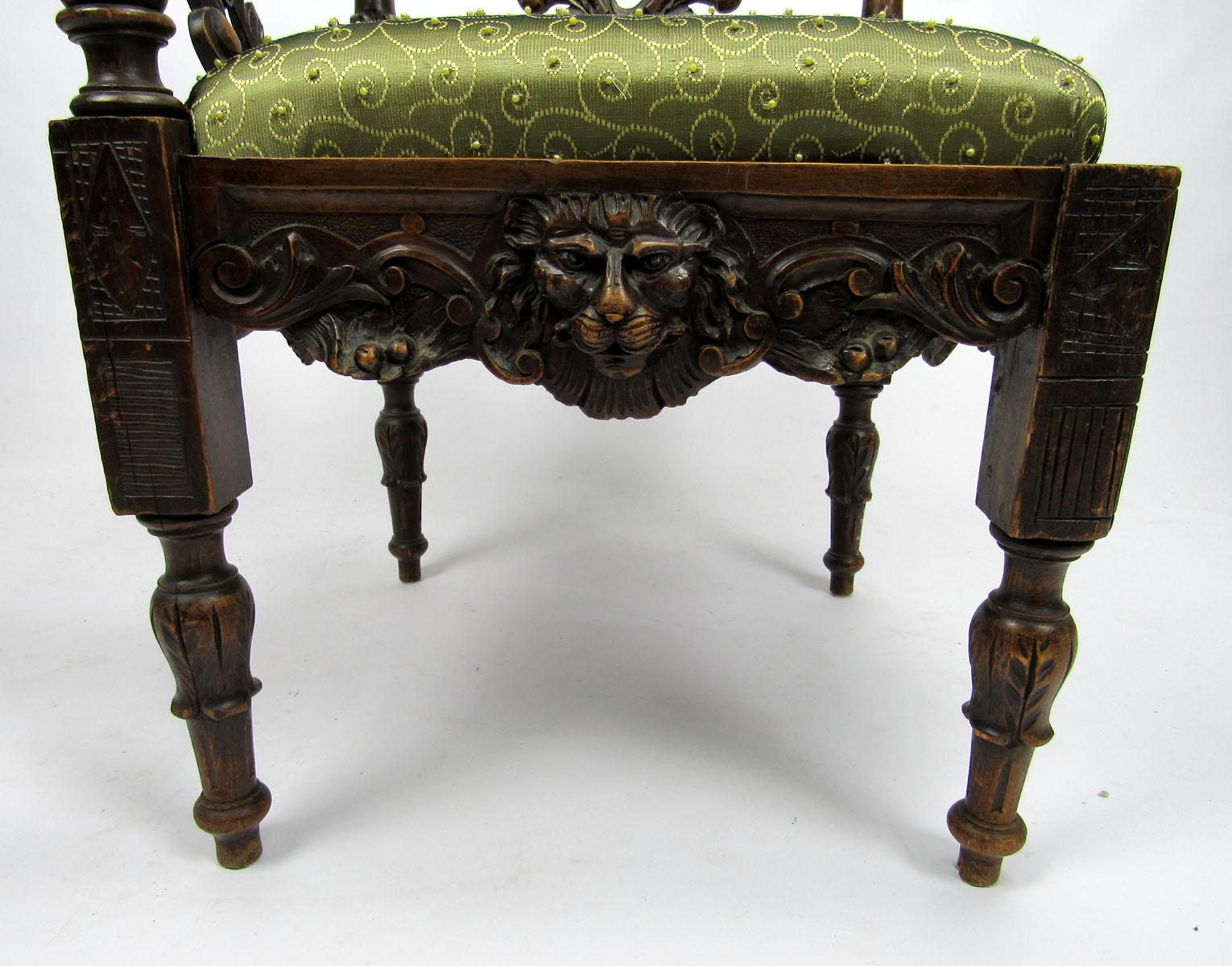 Late 18th or Early 19th Century Italian Desk Chair For Sale 3