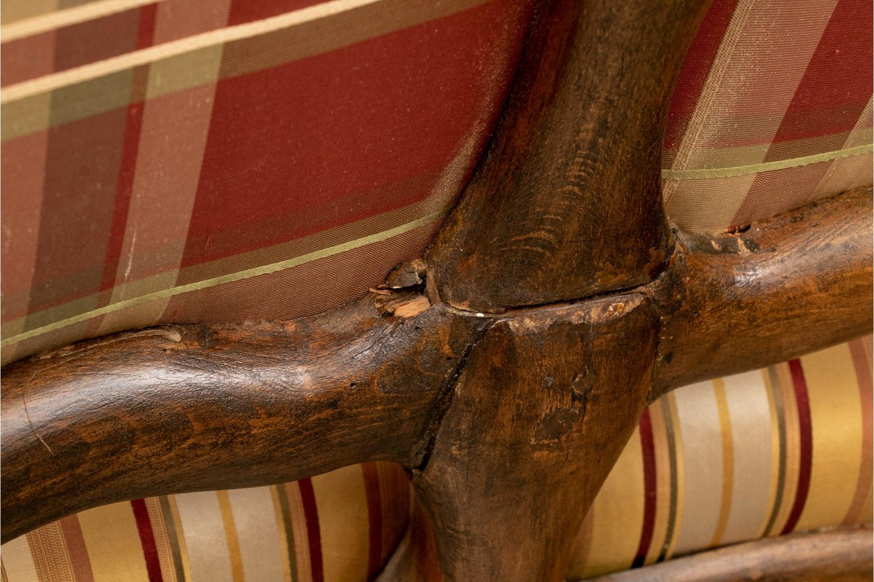 Late 18th C Swedish Walnut Sofa Upholstered in Striped Silk Fabric 3