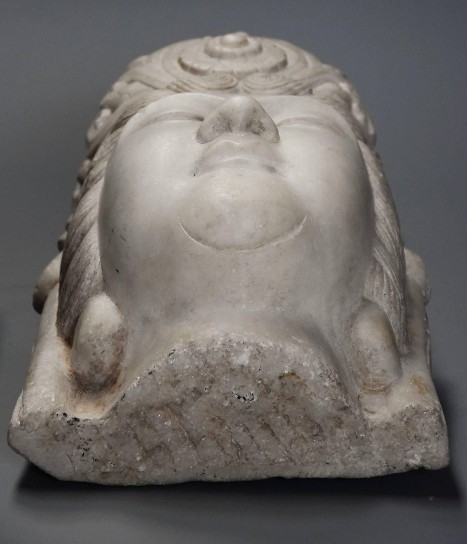 20th Century Decorative Carved Marble Head of Guan Yin For Sale 4