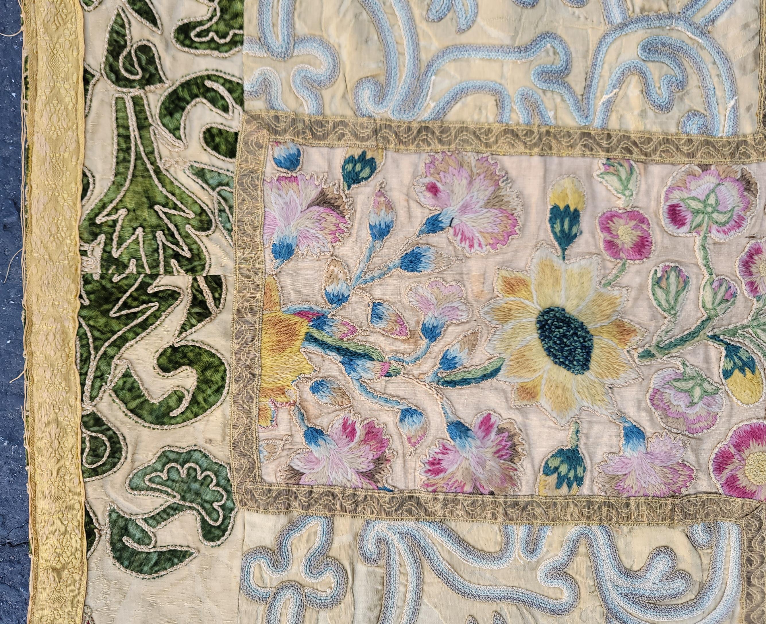 Late 18thc Italian Alter Cloth Hand Made Applique  For Sale 3