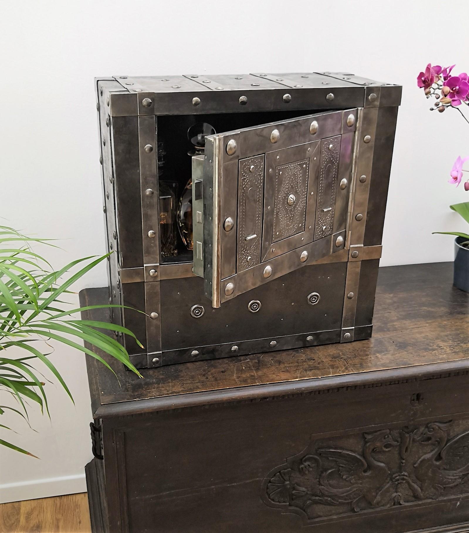 Wrought Iron Italian Antique Hobnail Safe Strongbox Bar Cabinet 6